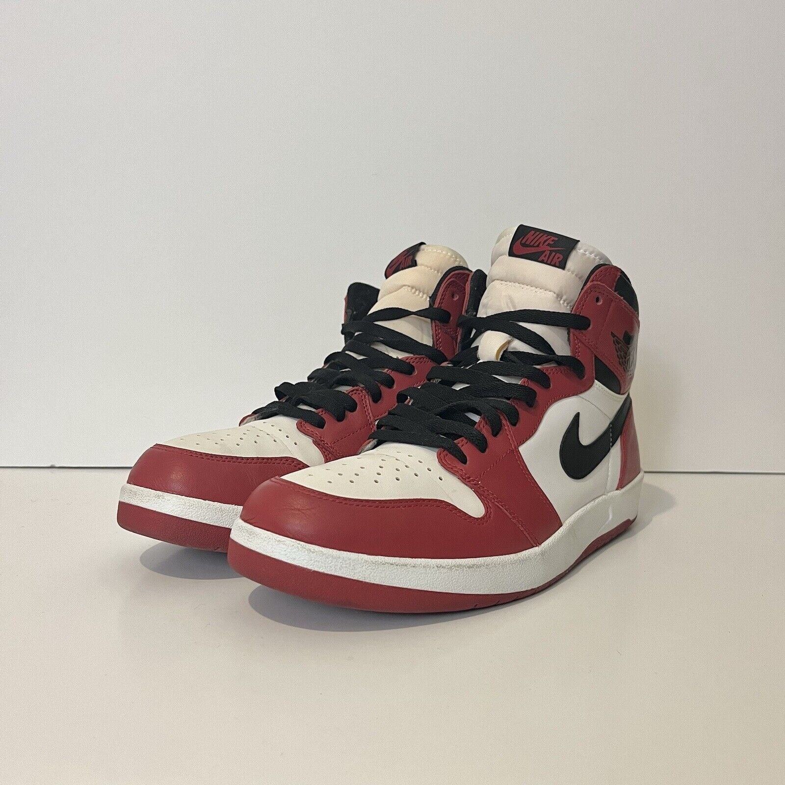 Jordan Brand 2015 Air Jordan 1.5 Chicago 768861-601 Sz 10 Size US 10 / EU 43 - 2 Thumbnail