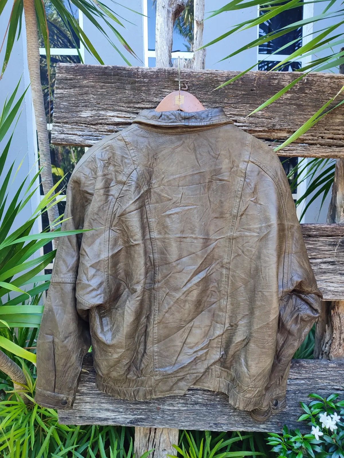Designer Vintage Focardi Italy Brown Distressed Leather Jacket Size US M / EU 48-50 / 2 - 7 Thumbnail