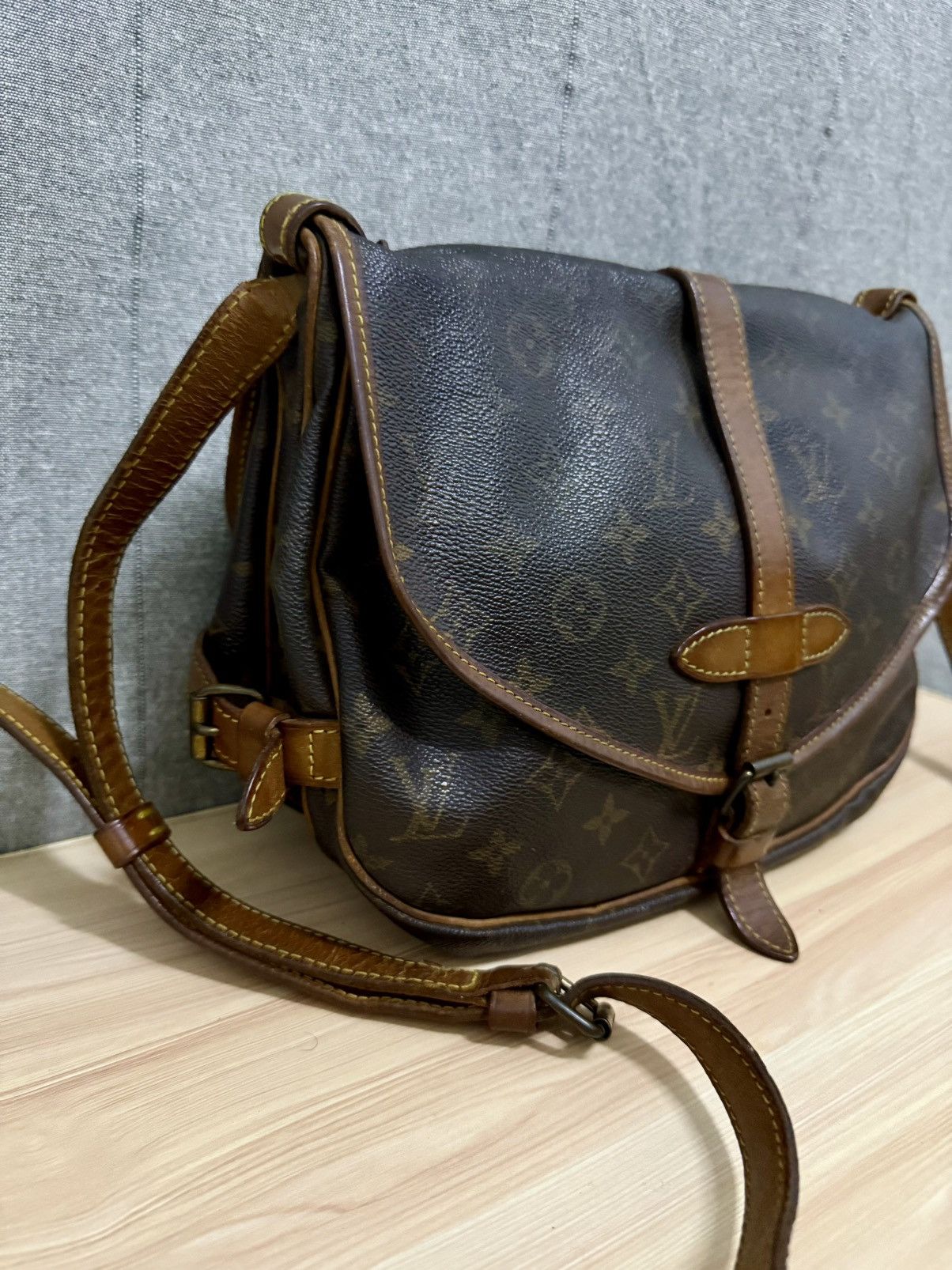 Louis Vuitton Louis Vuitton Monogram Saumur 30 shoulder bag Size ONE SIZE - 4 Thumbnail