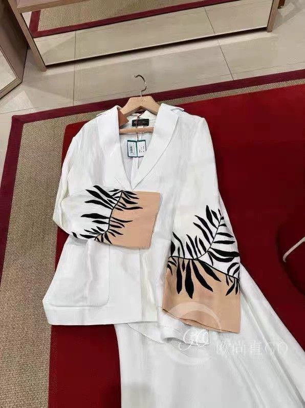 Loro Piana LORO PIANA Spring/summer new white cuff pattern linen coat Size S / US 4 / IT 40 - 5 Thumbnail