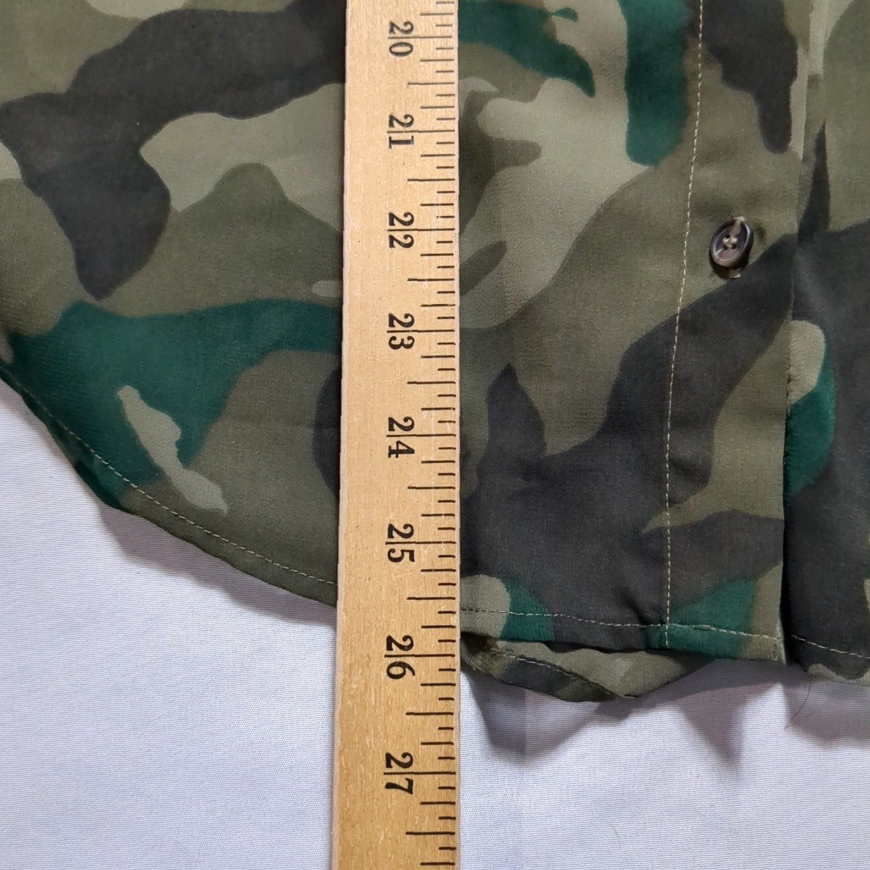 Vintage INC International Concepts Women Shirt Camouflage Button-Down Green Small Semi-Sheer Long Sleeve Button-Up Lightweight Pockets Casual Shirt Womens Size S / US 4 / IT 40 - 7 Thumbnail