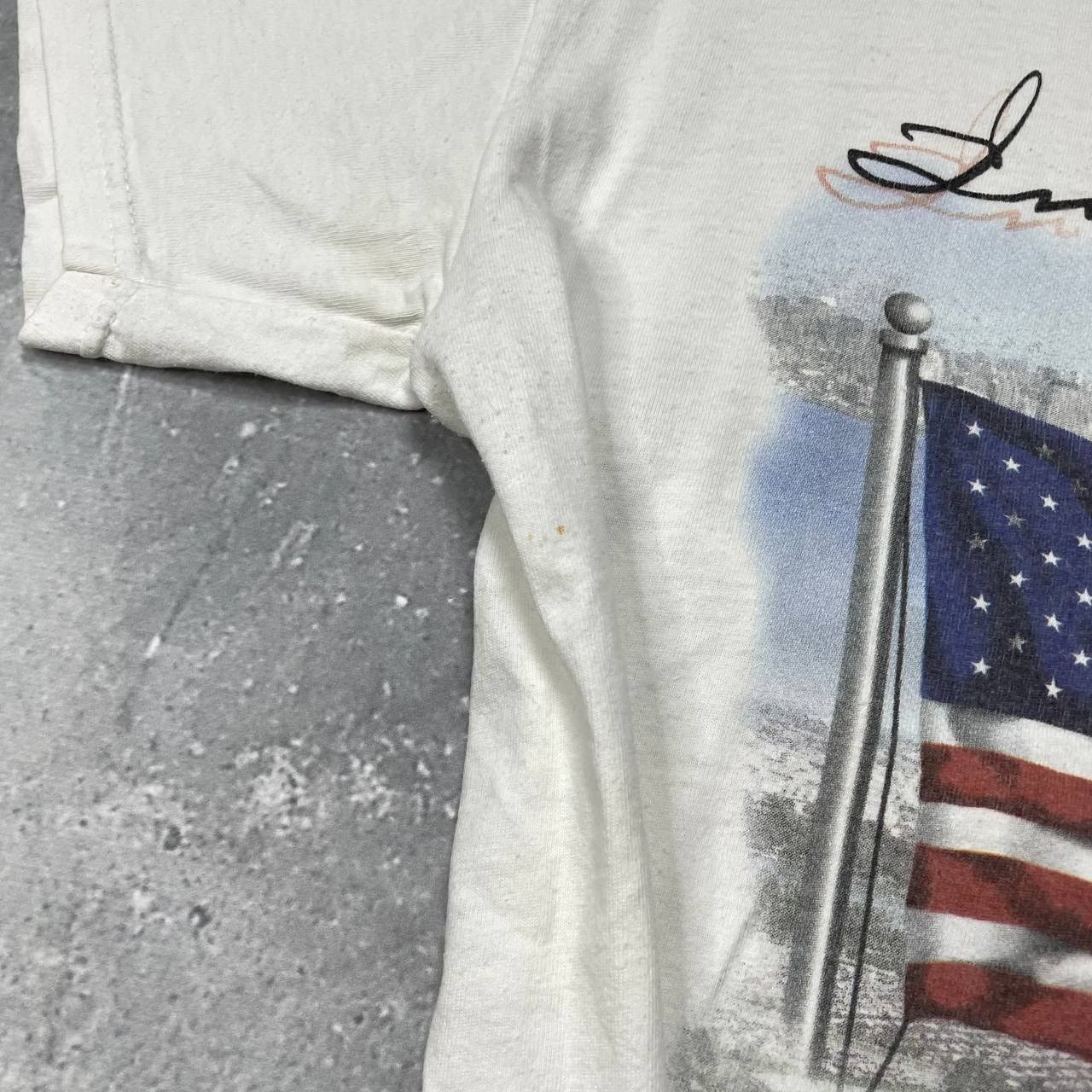 Vintage Vintage Memorial September 11th 2001 Twin Towers USA T Shirt Size US M / EU 48-50 / 2 - 19 Thumbnail