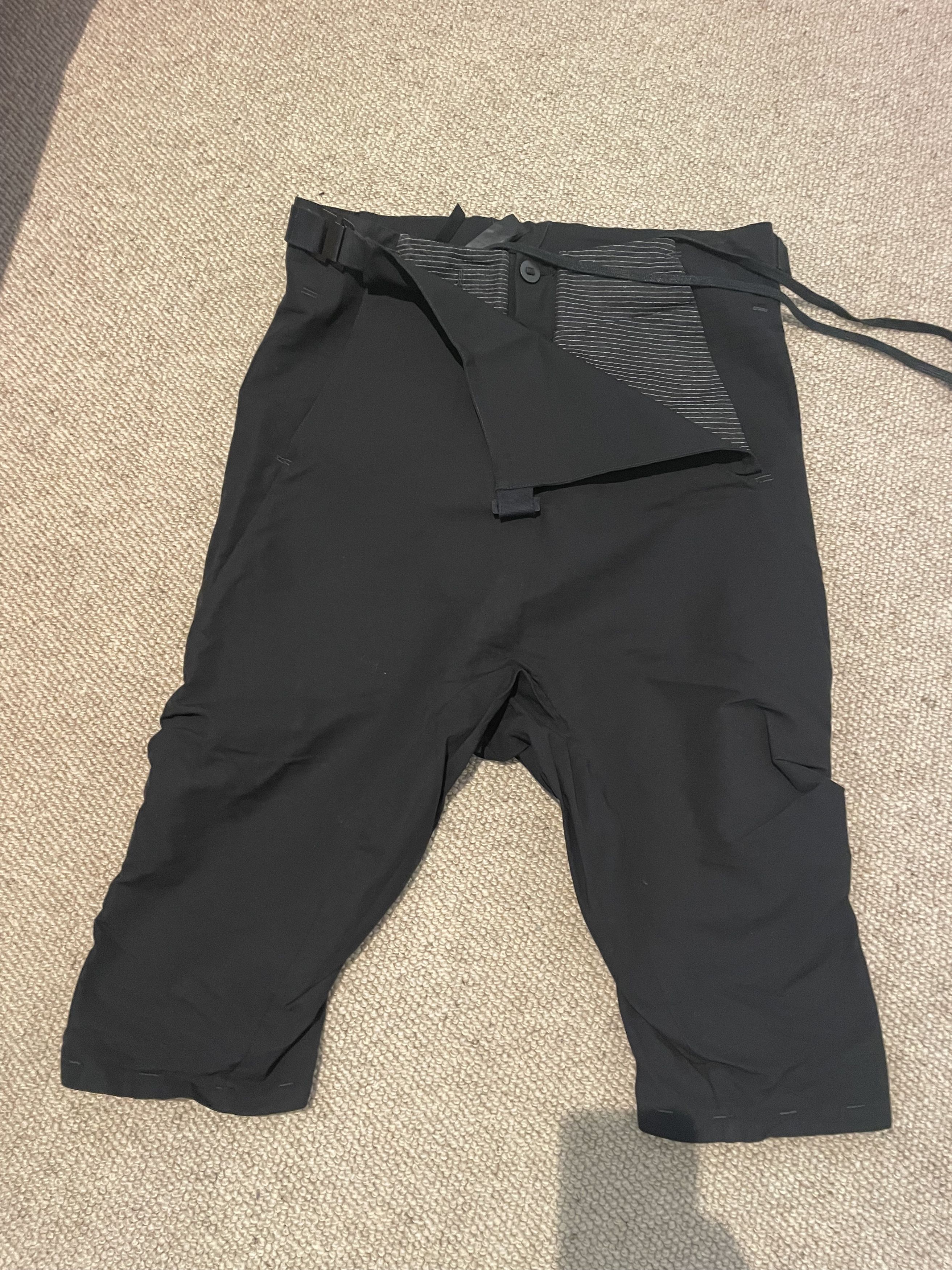 Boris Bidjan Saberi cropped pants/shorts