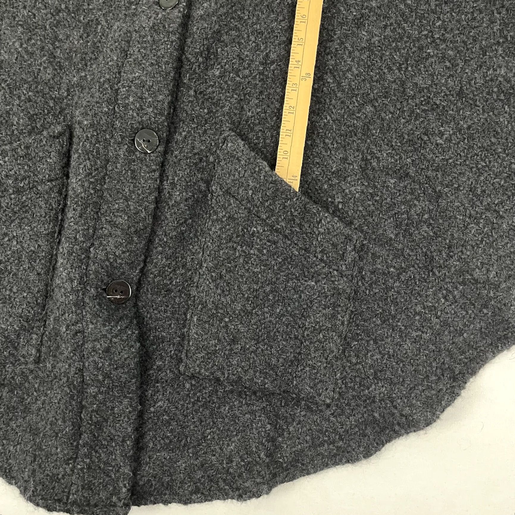 Vintage John Branigan Weavers Tina Cape W/ Scarf Adult OS Gray Wool Blend Slow Fashion Cape Unisex Adults Regular Knit Wool Size ONE SIZE - 6 Thumbnail