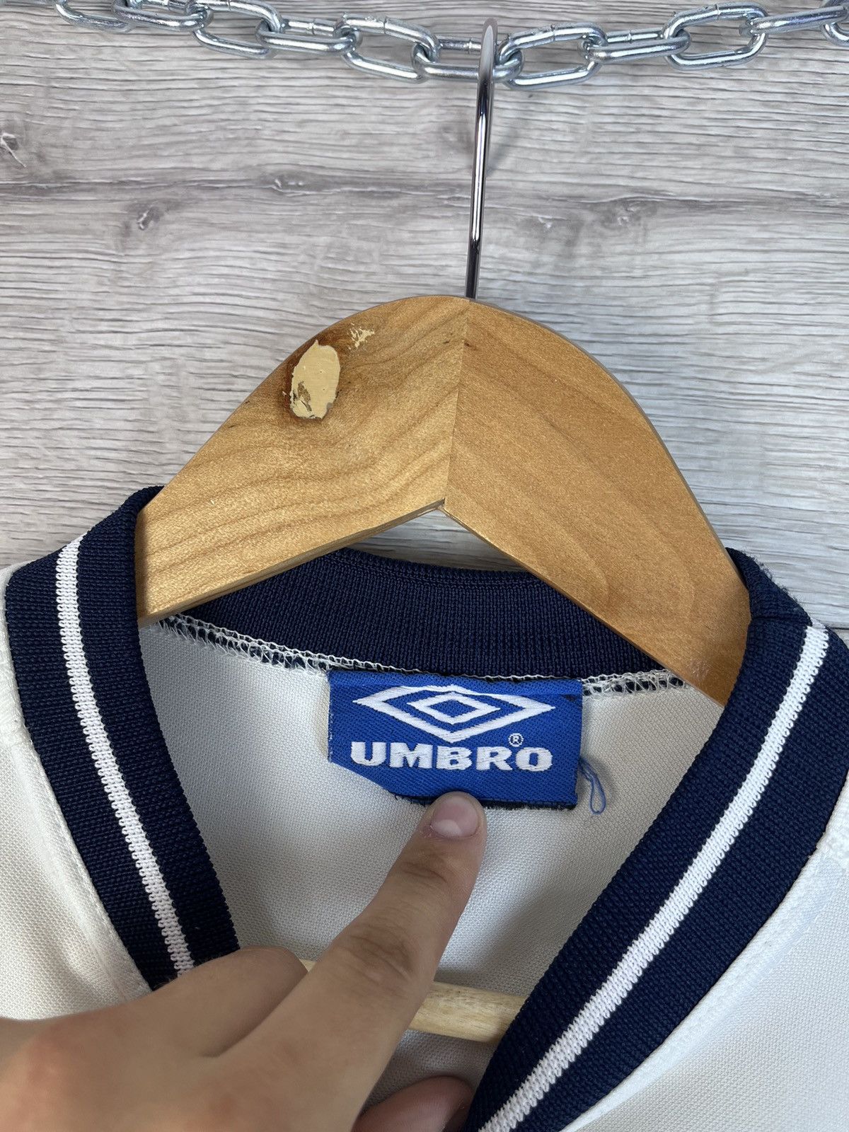 Umbro Vintage men’s soccer t-shirt Umbro England size L UEFА Size US L / EU 52-54 / 3 - 8 Thumbnail
