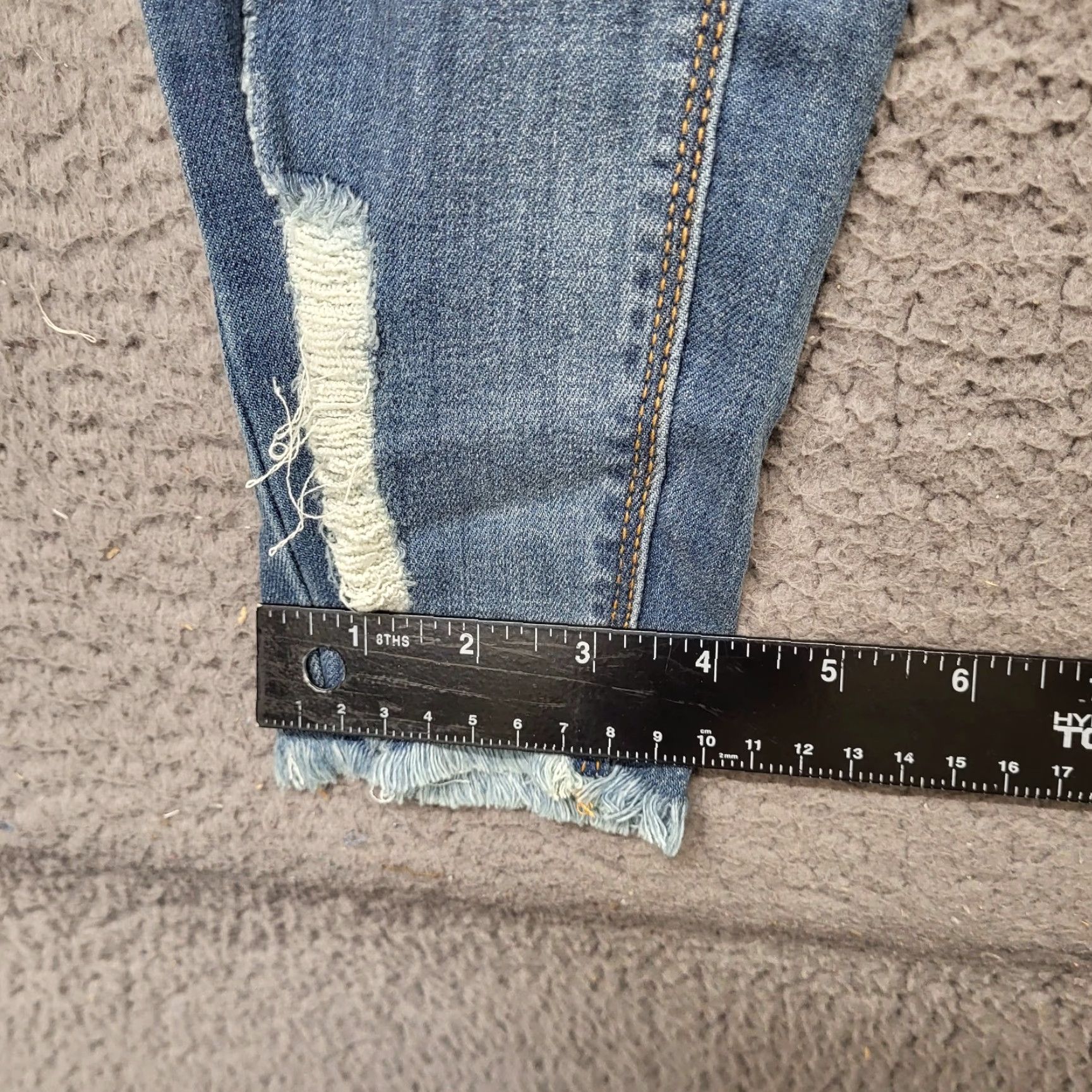 Vintage Indigo Rein Jeans Womens 5/26 Med Blue Wash Distressed High Rise Crop Jeans 5/26 Slim Blue 90s City College Womens Size 27" / US 4 / IT 40 - 3 Thumbnail