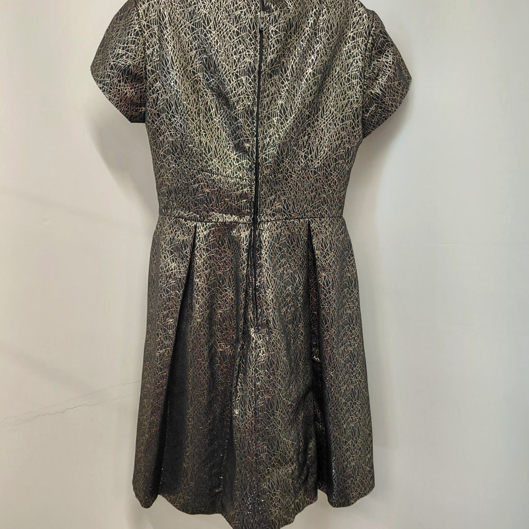 Vince Camuto Vince Camuto Dress Sz 10 Black Gold Cocktail Party Formal Knee Length Ful Skirt Size 32" / US 10 / IT 46 - 5 Thumbnail