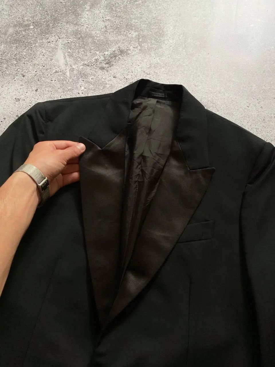 Alexander McQueen RARE ALEXANDER MCQUEEN BLACK WOOL SATIN LAPEL BLAZER Size 38R - 9 Thumbnail