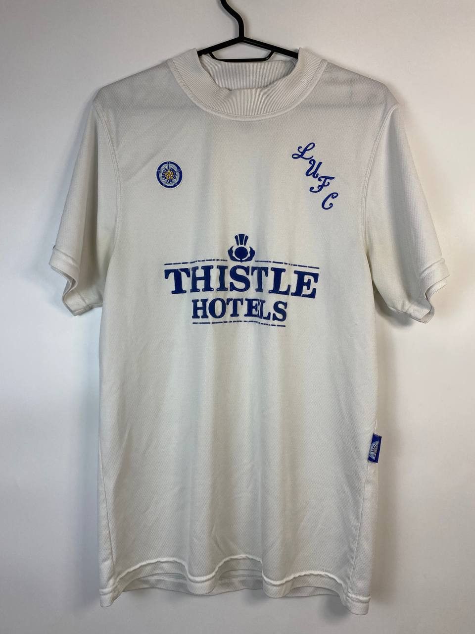 Vintage LEEDS UNITED FOOTBALL SHIRT SOCCER JERSEY Score Draw Size US M / EU 48-50 / 2 - 1 Thumbnail