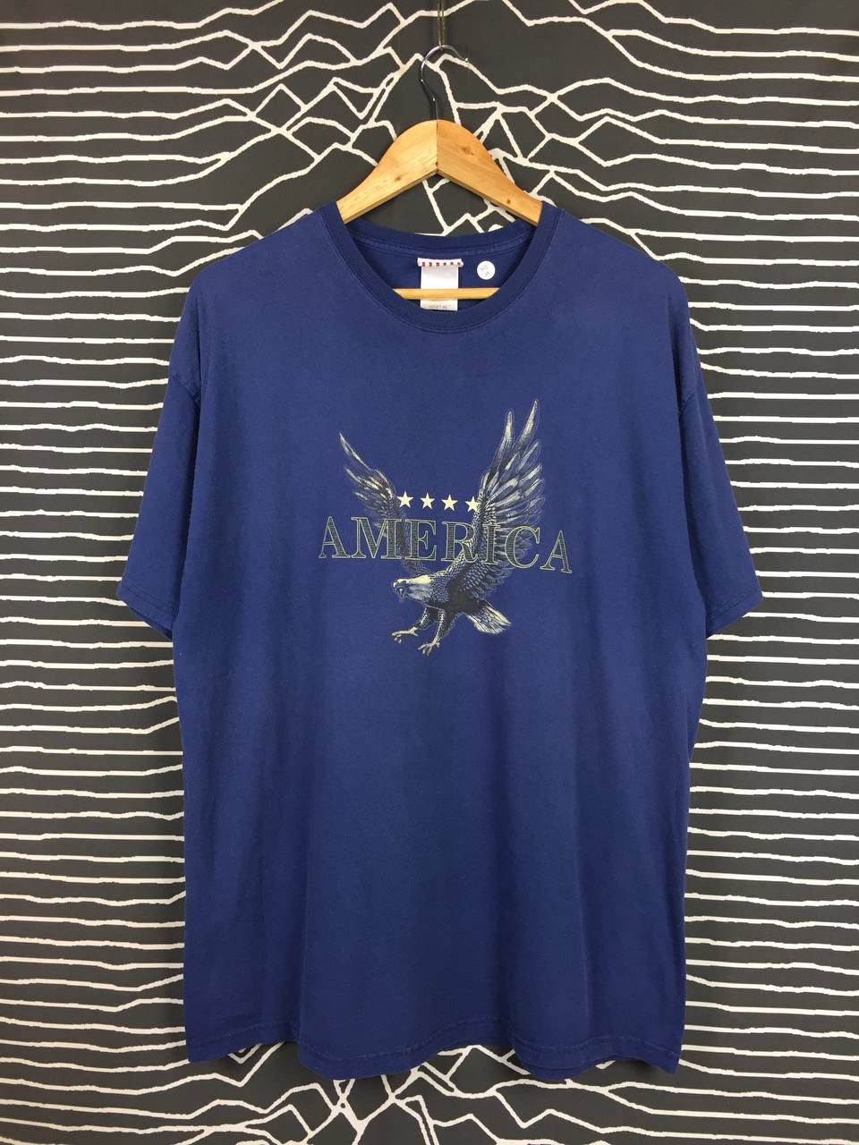 Vintage Vtg American Eagle Symbol Of Freedom Graphic Tee Size XL Size US XL / EU 56 / 4 - 1 Thumbnail