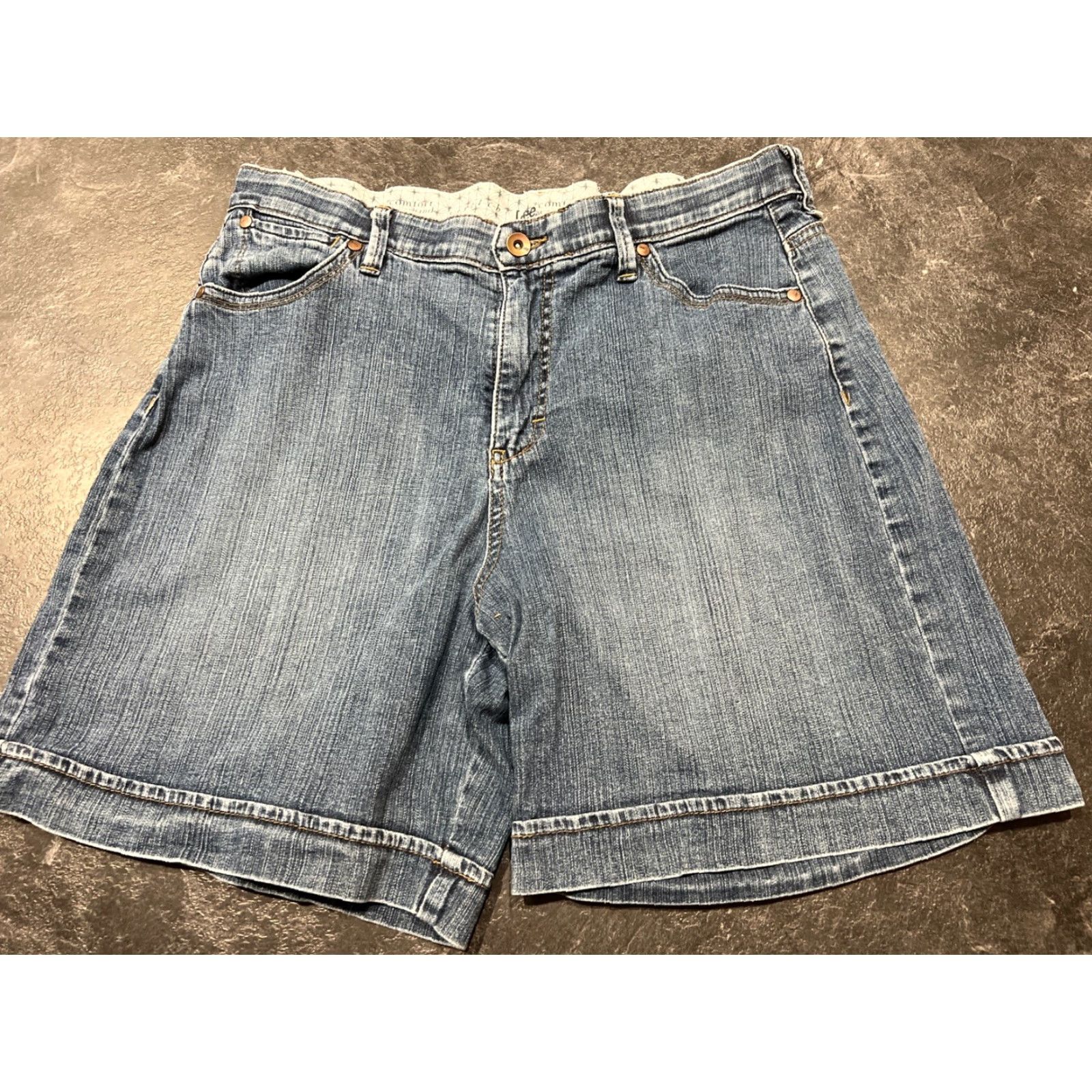 Lee LEE Women's Comfort Stretch Denim Shorts Size 16 Blue Medium Size 38" / US 16 / IT 52 - 2 Thumbnail
