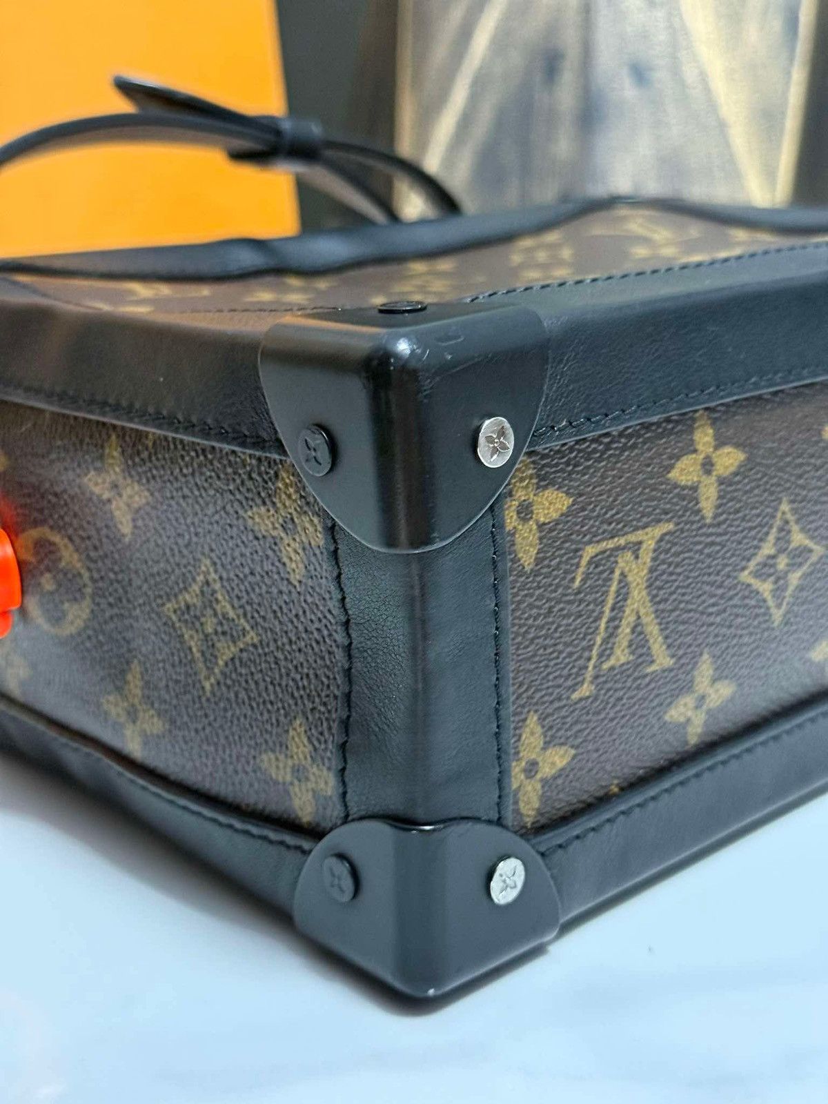 Louis Vuitton Louis Vuitton Soft Trunk Size ONE SIZE - 21 Thumbnail