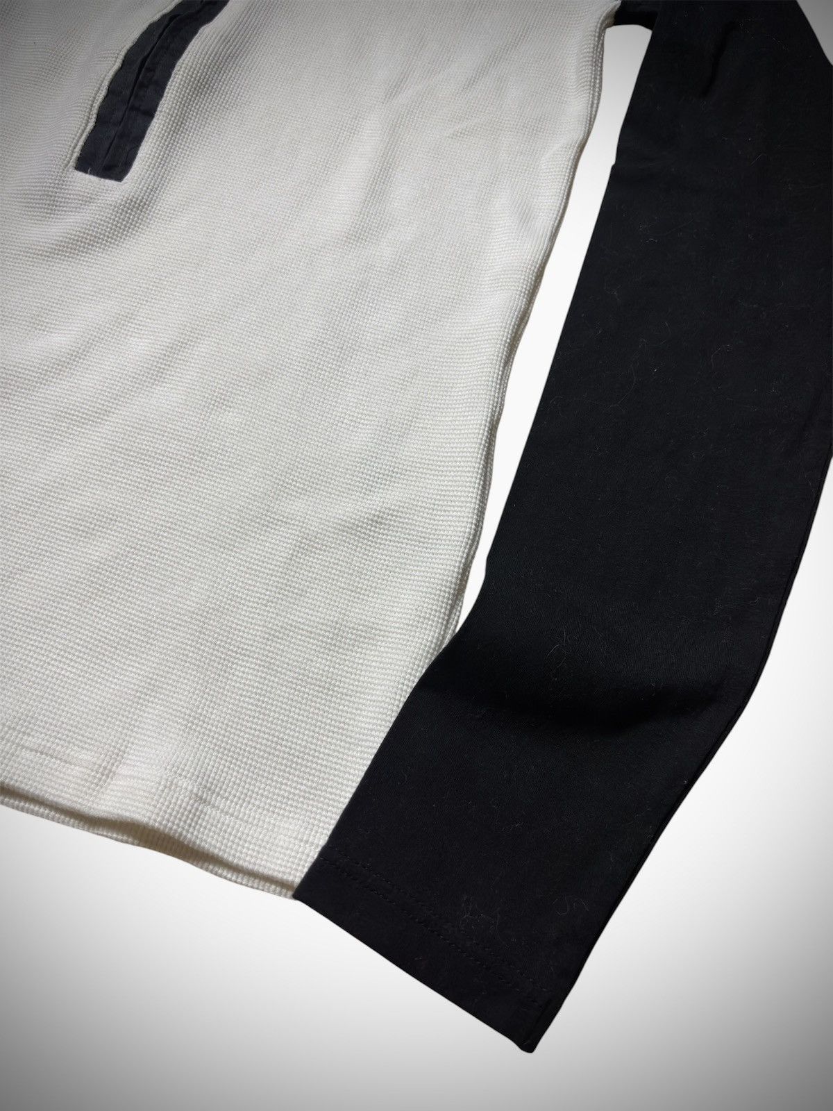 Katharine Hamnett London 2000’s Katharine Hamnett - ANARCHY?! Ls T-Shirt Size US L / EU 52-54 / 3 - 6 Thumbnail