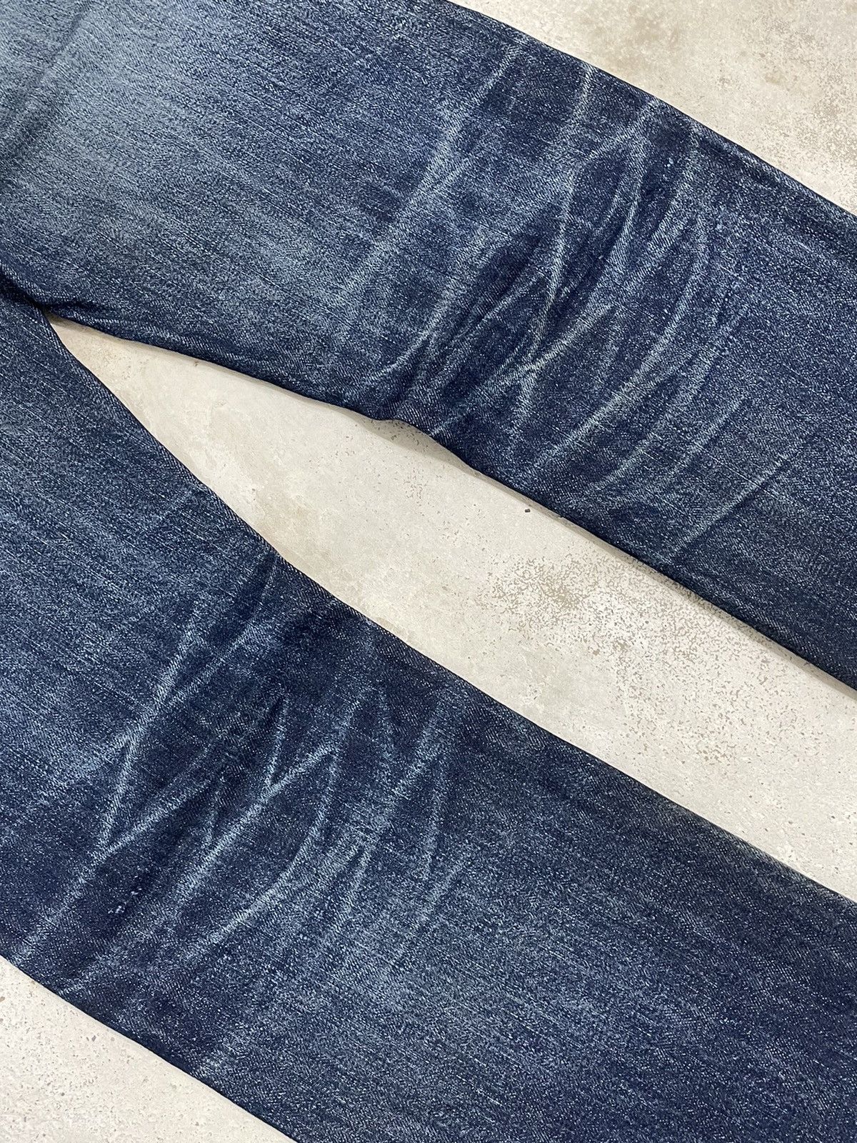 Levi's Levis 501 Straight Leg Buttonfly Dark Denim Distressed Size US 29 - 15 Thumbnail