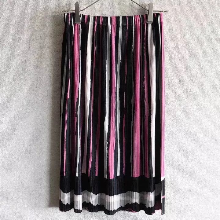 Issey Miyake issey miyake size:2 Striped pleated skirt Size 42" / US 20 - 1 Thumbnail