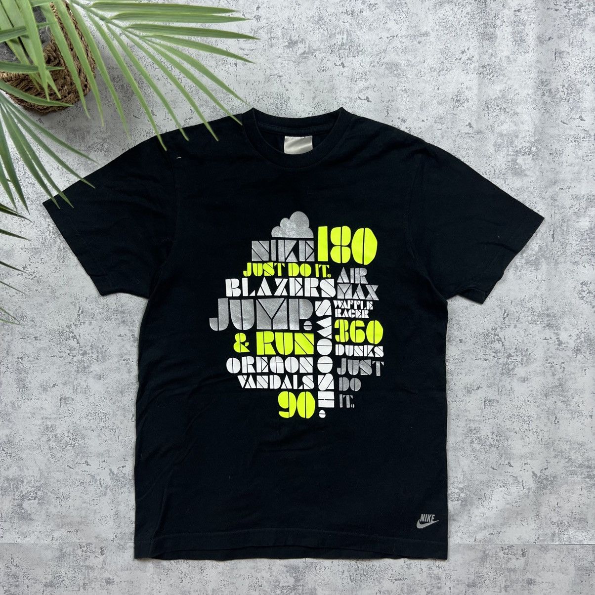 Nike 00s NIKE AIR MAX VINTAGE Y2K RETRO TEE T-SHIRT Size US S / EU 44-46 / 1 - 1 Thumbnail