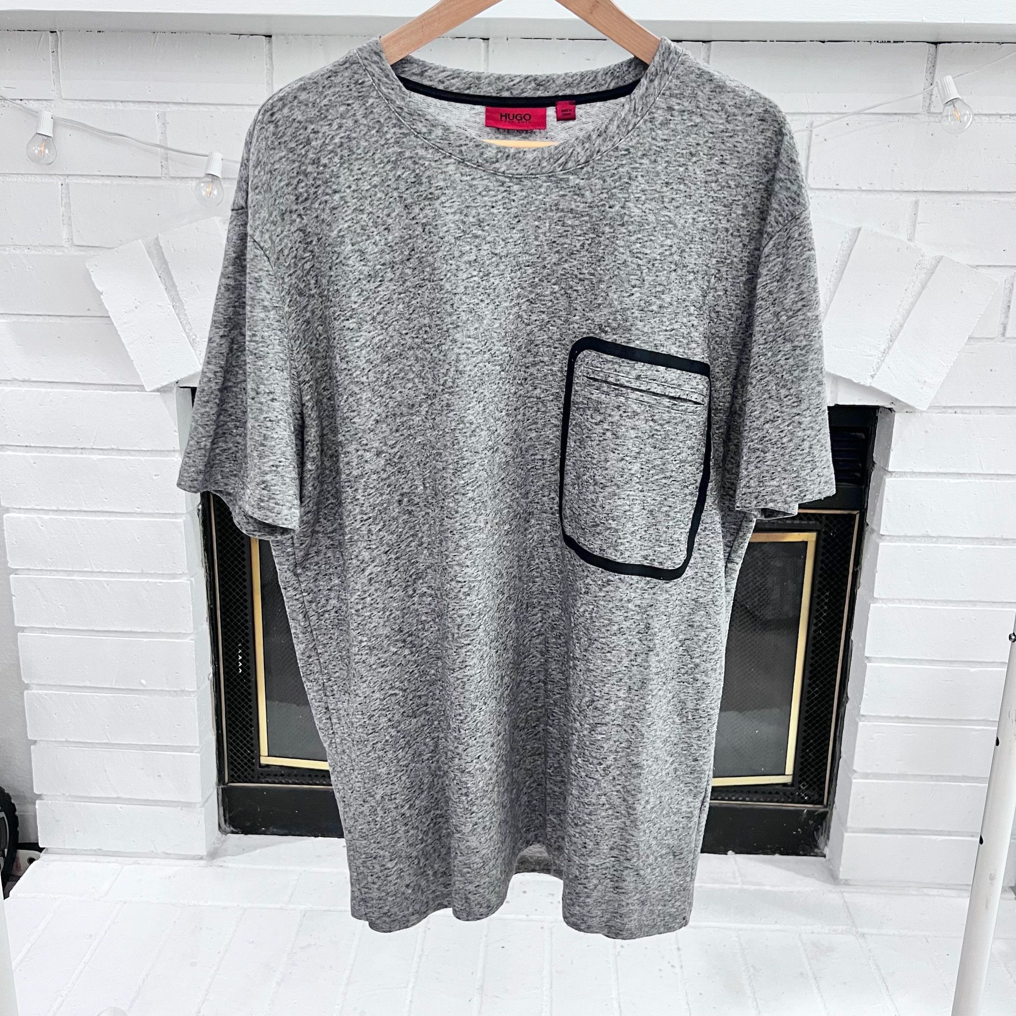 Hugo Boss Hugo Boss Cotton French Terry Pocketed Short Sleeve Tshirt Size US XL / EU 56 / 4 - 1 Thumbnail