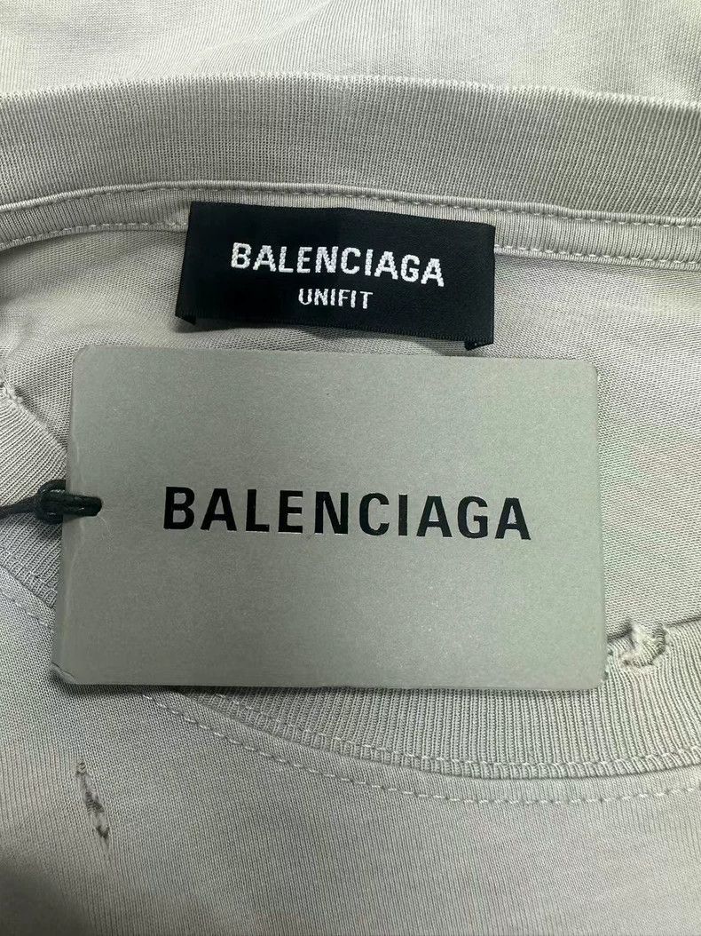 Balenciaga Balenciaga Mosaic Blur Logo BB Letters Loose Ripped Made O Size US XXS / EU 40 - 5 Thumbnail