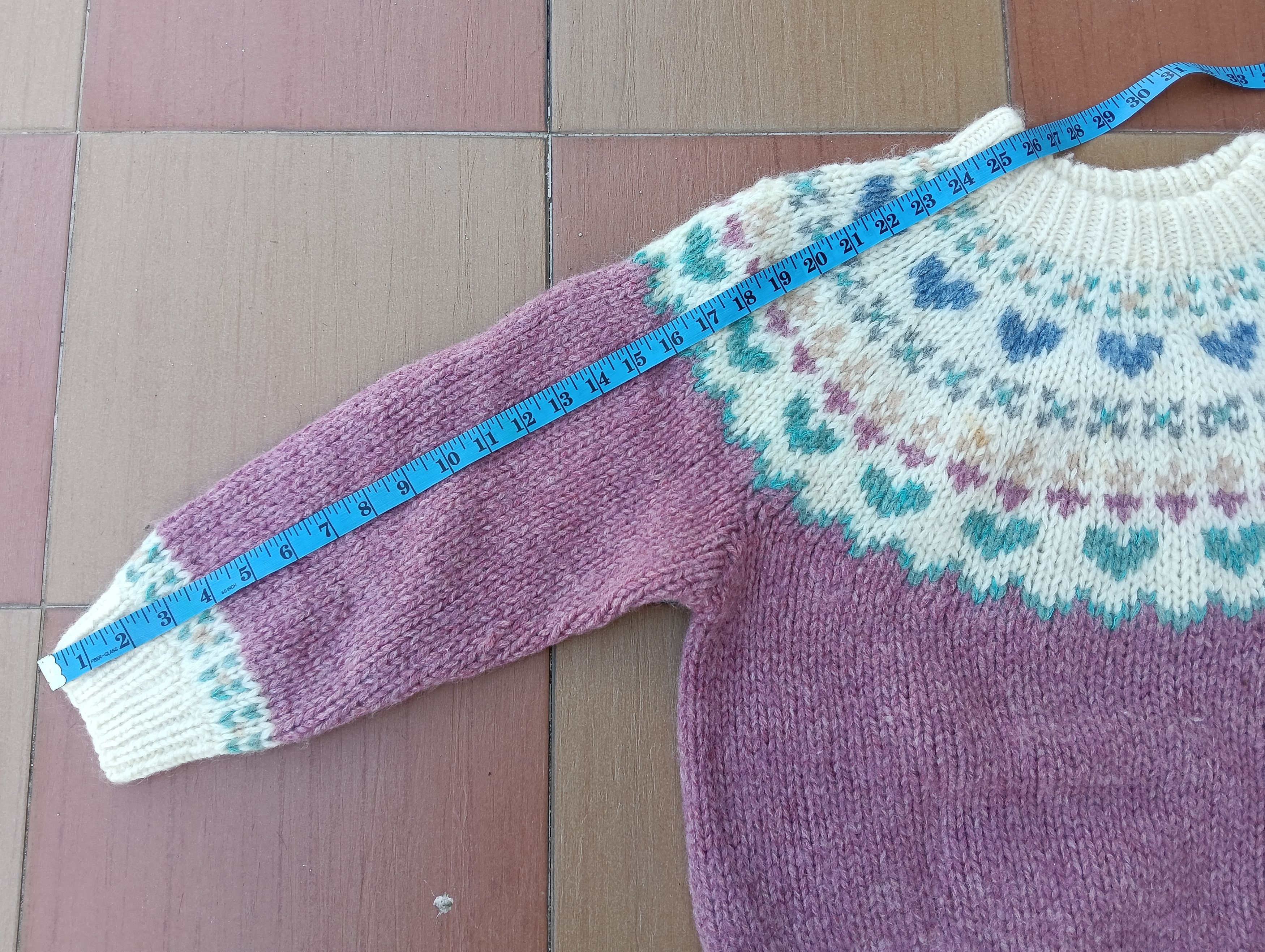 Homespun Knitwear Susann D knitwear hand made wool material. Size M / US 6-8 / IT 42-44 - 4 Thumbnail