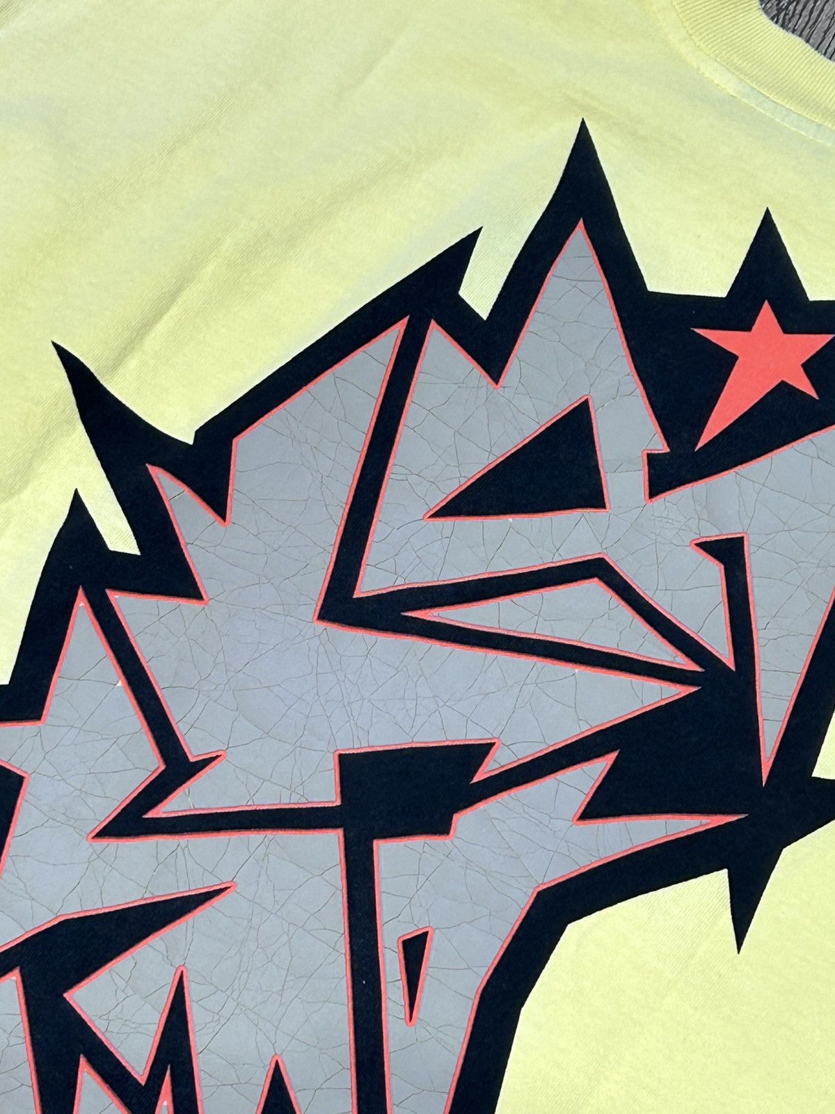 HELLSTAR Hellstar Crack Print Tee Yellow Size US XL / EU 56 / 4 - 3 Thumbnail