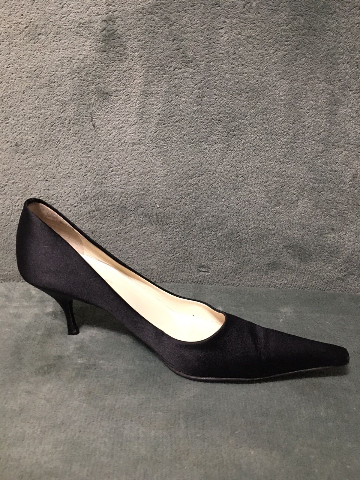 Prada PRADA Black Satin Kitten Heels Evening Shoe EU 38.5 Size US 8.5 / IT 38.5 - 9 Thumbnail