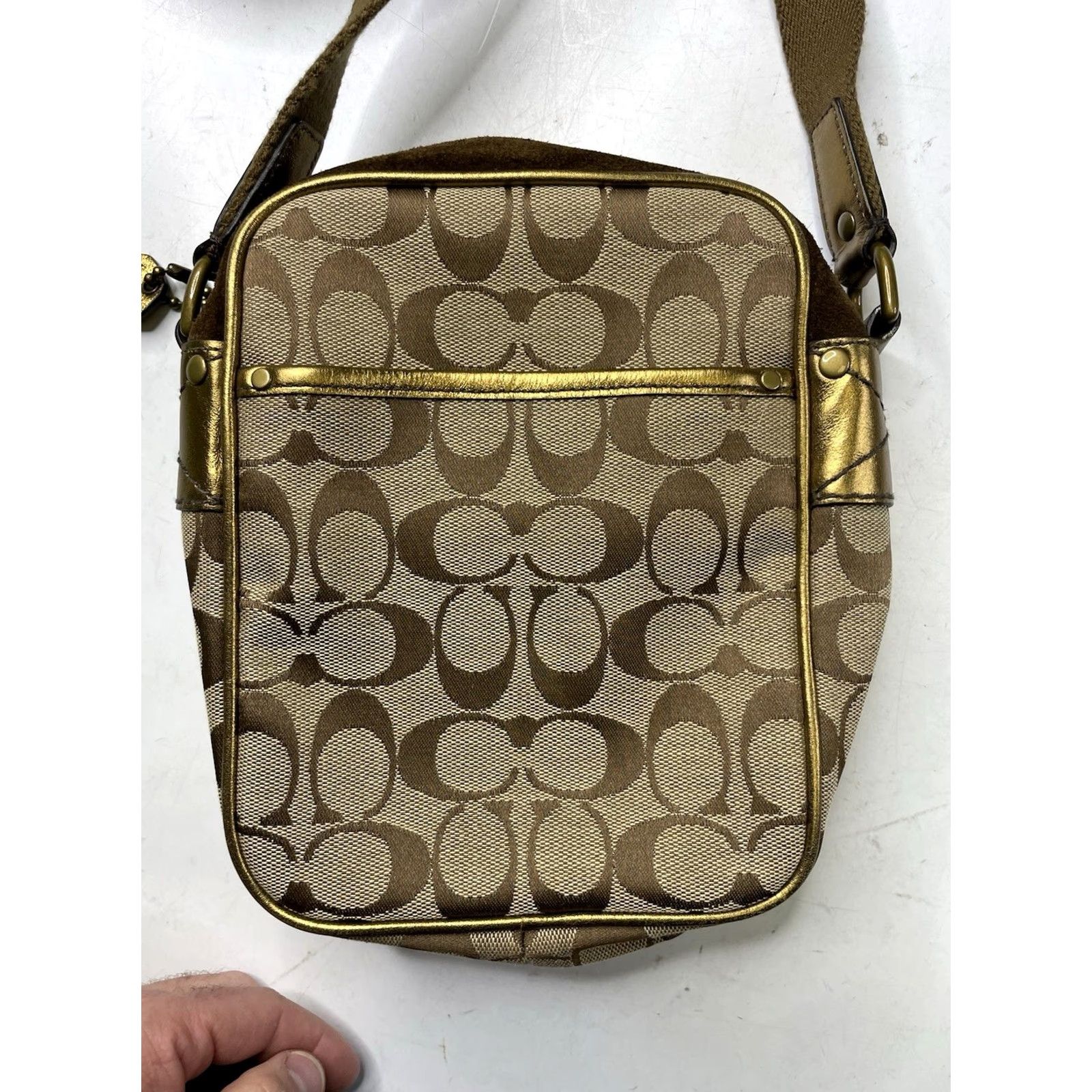 Coach VINTAGE Coach Signature Canvas & Brown Suede Gold Crossbody Bag Small Women's Tan Brown Gold Canvas Leather, Cross-Body Strap, Zip Closure, 1497 Size ONE SIZE - 6 Thumbnail