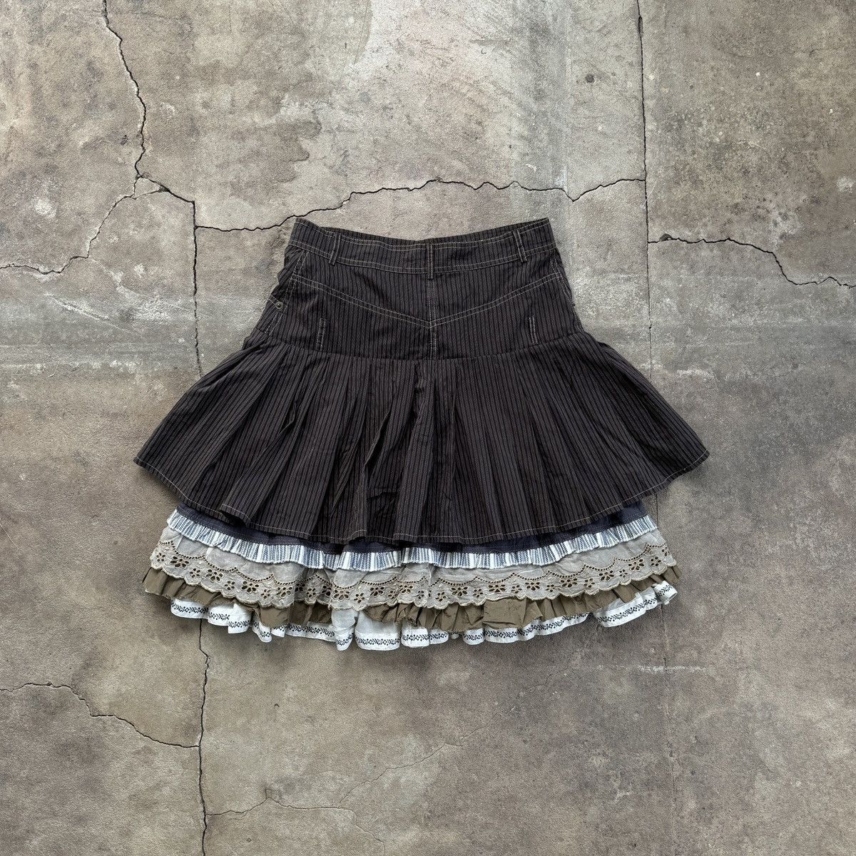 Vintage Tricot Chic Italy Brown Midi Skirt Size 28" / US 6 / IT 42 - 2 Thumbnail