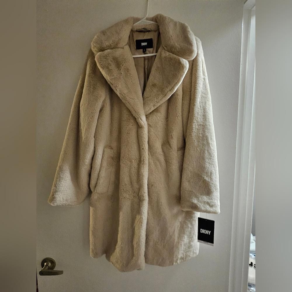 DKNY DKNY Women Faux Fur Coat Cream Plush Luxe Lined Vegan Size S / US 4 / IT 40 - 1 Thumbnail