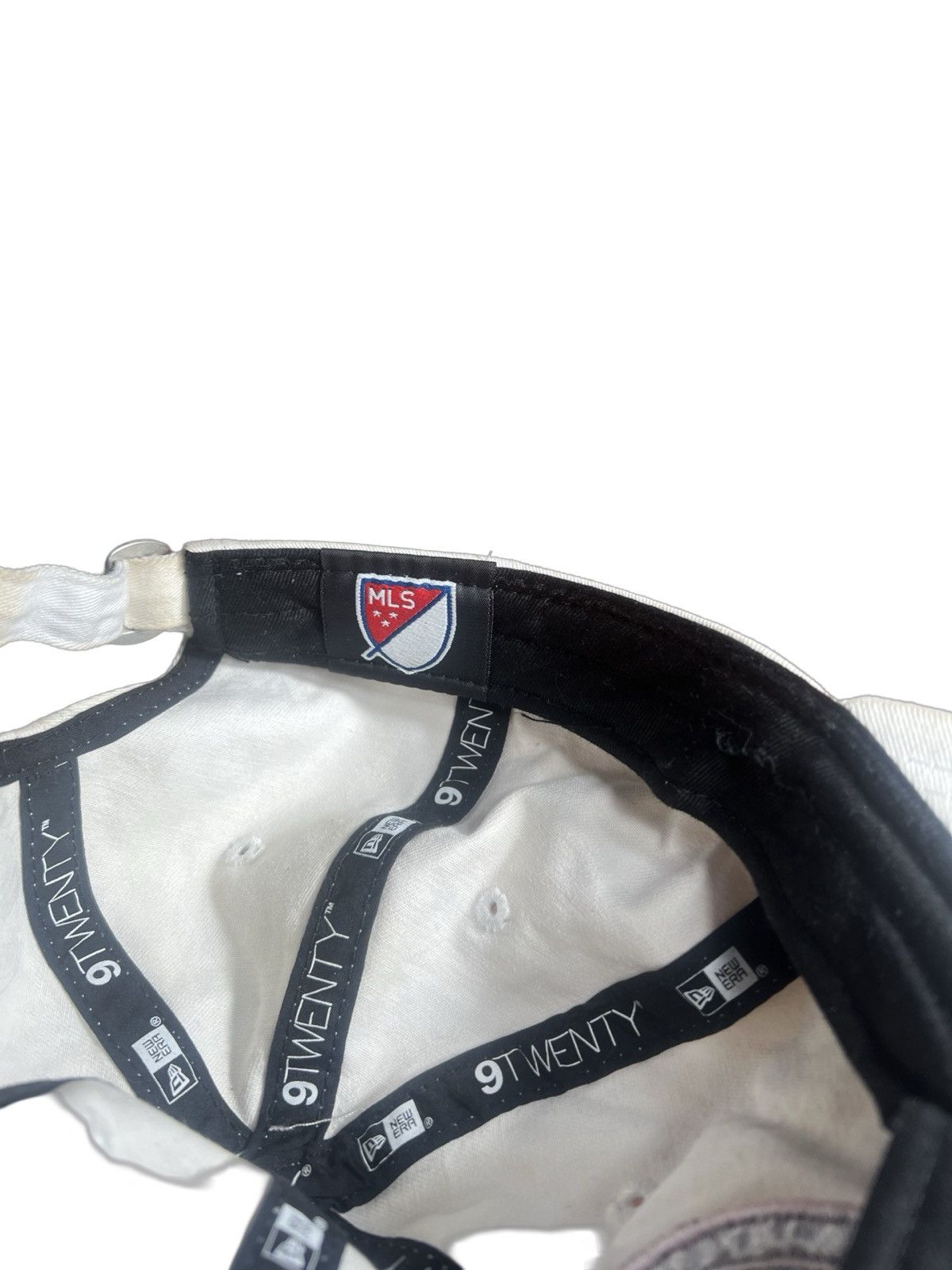 New Era Inter Miami CF Hat Plain White w/ Logo New Era Size ONE SIZE - 6 Thumbnail