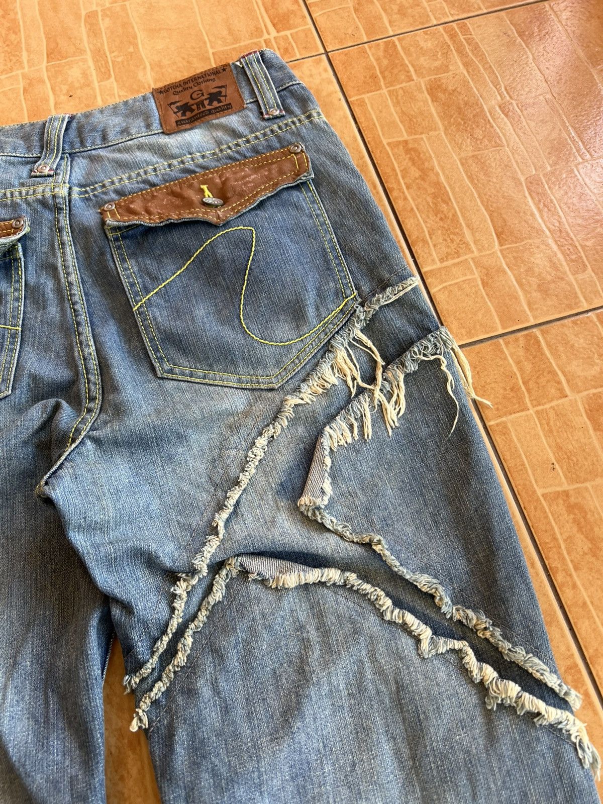 If Six Was Nine Vintage Gotcha Distress Jean Size US 31 - 17 Thumbnail