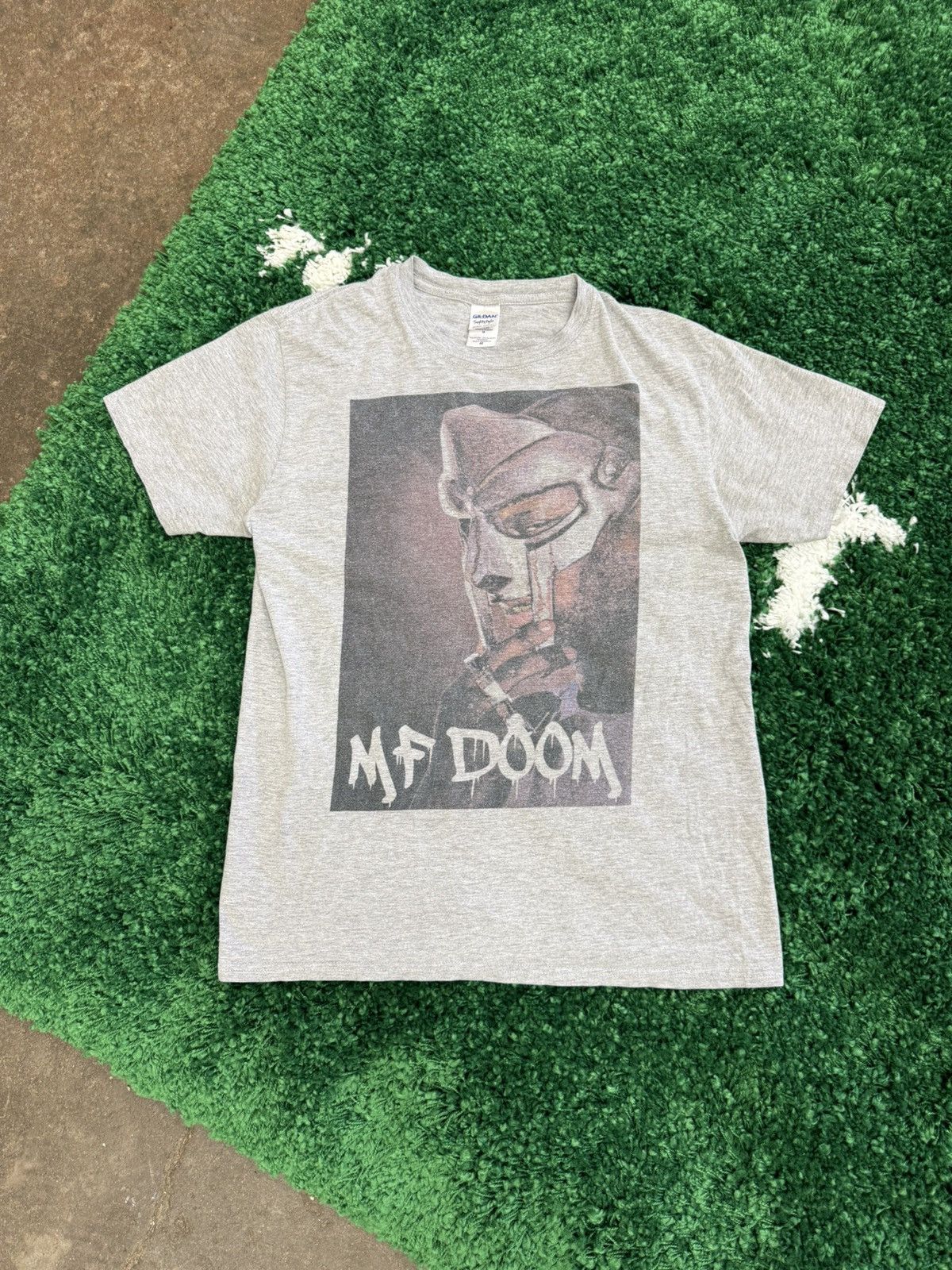 Rap Tees × Vintage Vintage MF Doom Portrait Tee Grey Medium Size US M / EU 48-50 / 2 - 1 Thumbnail