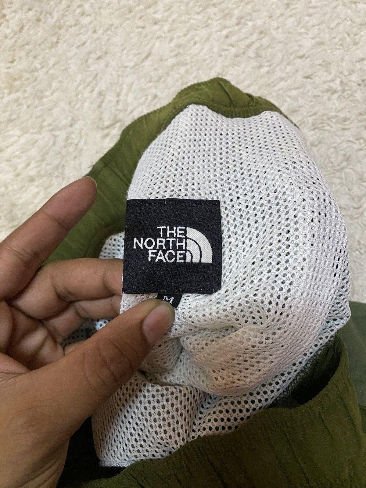 The North Face ‼️THE NORTH FACE SHORT SIZE 28-31inchies‼️ Size US 28 / EU 44 - 5 Thumbnail