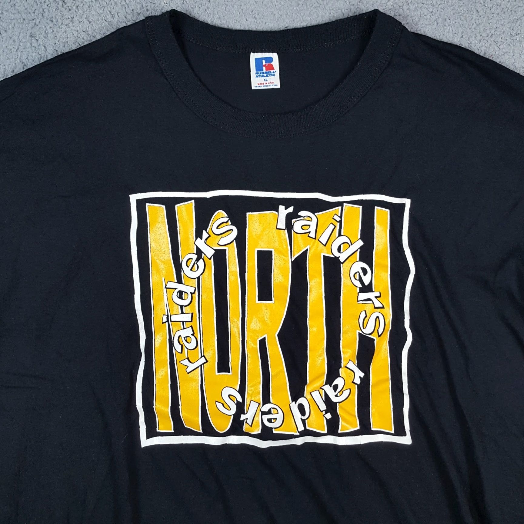 Russell Athletic Vintage 90s North Raiders School Black Tee Men's Size XL College Sports T Shirt Size US XL / EU 56 / 4 - 2 Thumbnail