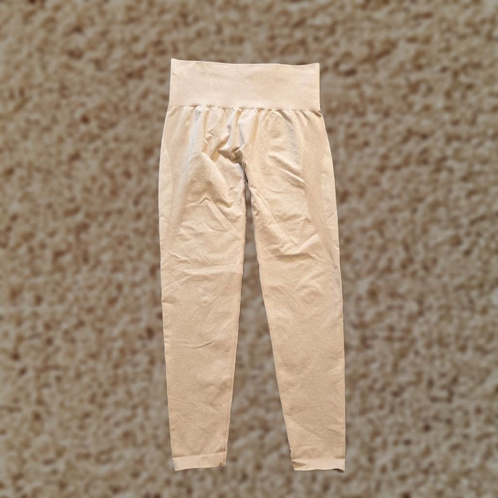 Vintage NVGTN Compression Womens M Beige Leggings Size Navigation Seamless Workout Athletic Size 32" / US 10 / IT 46 - 1 Thumbnail