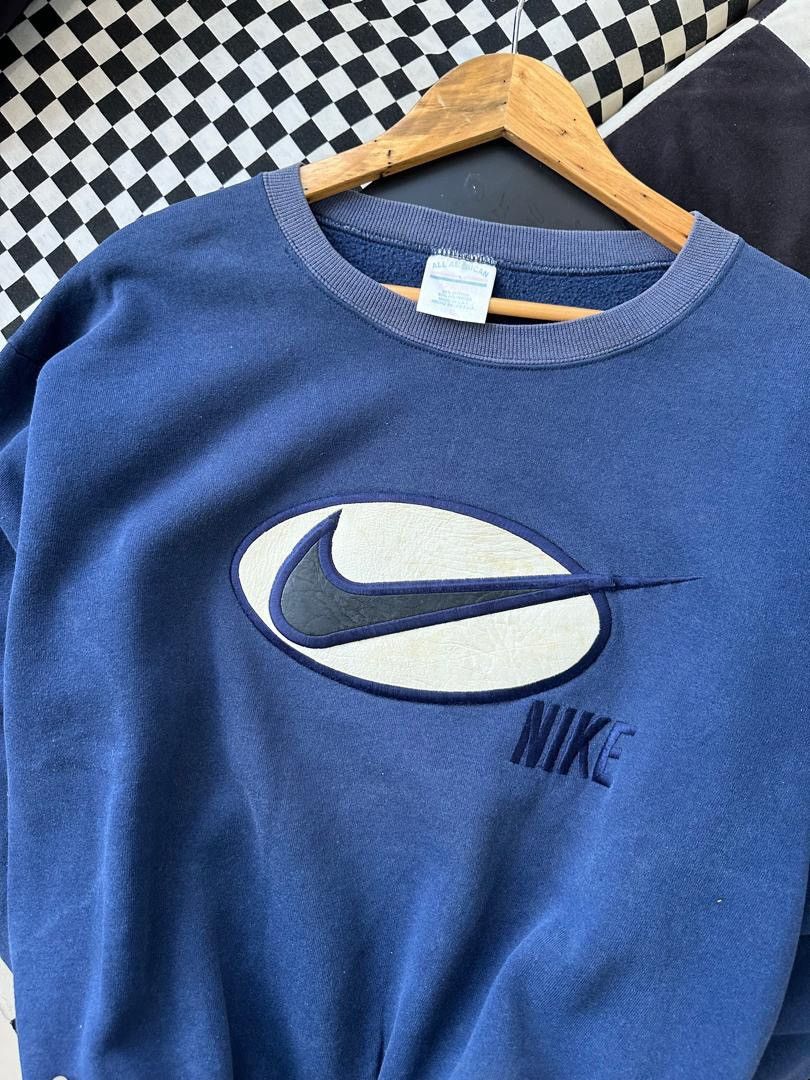 Vintage BOOTLEG NIKE LEATHER BIG LOGO SWEATSHIRT Size US L / EU 52-54 / 3 - 2 Thumbnail