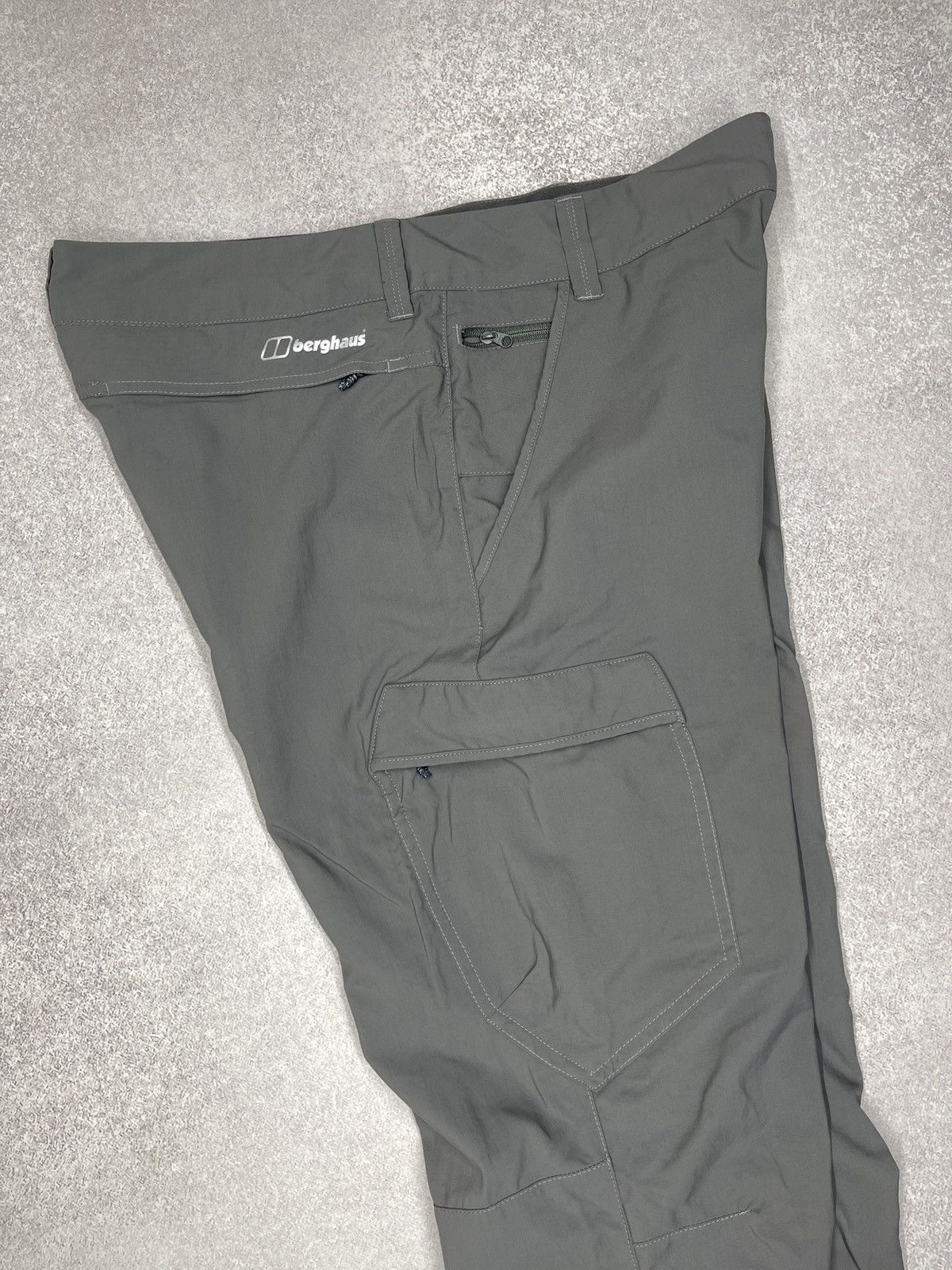 Berghaus Mens Berghaus Nylon Cargo Pants Grey Outdoor Gorpcore Size L Size US 34 / EU 50 - 6 Thumbnail