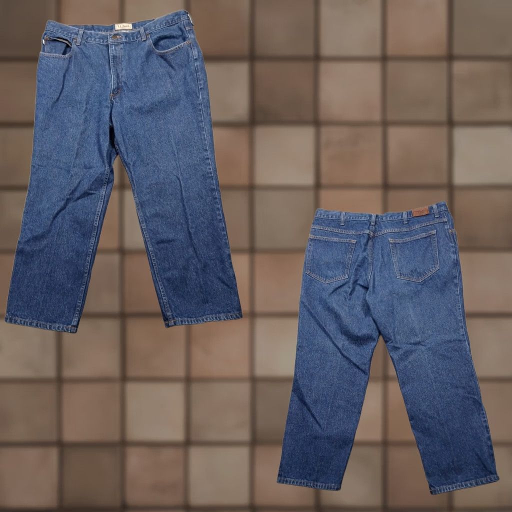 L.L. Bean Jeans 42x28 Blue Denim Classic Fit Straight Men Blue