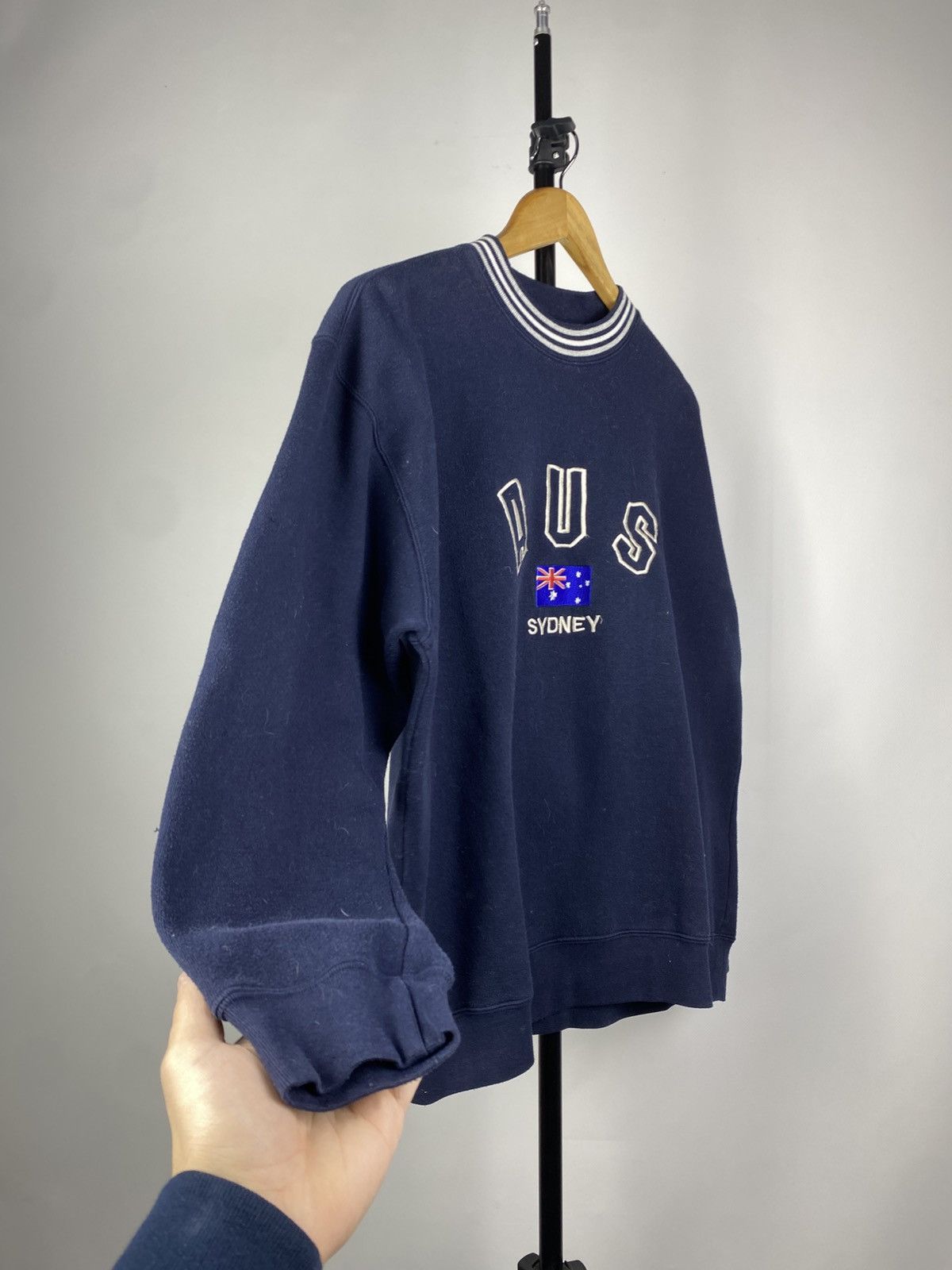 Vintage Vintage 90s BOXY Art Australia Sydney Big Logo Sweatshirt Size US S / EU 44-46 / 1 - 2 Thumbnail