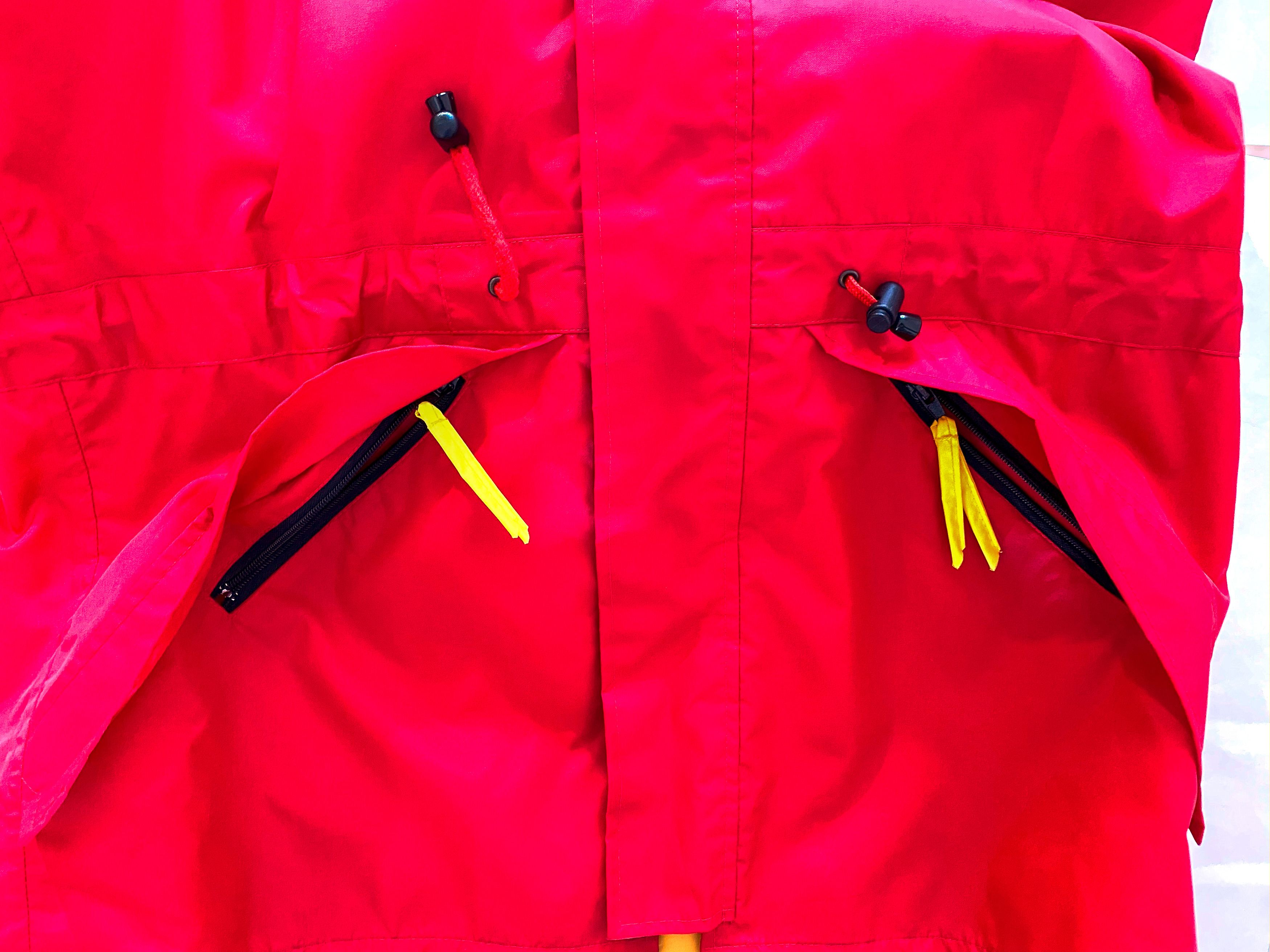 Ferrari Vintage Ferrari Official 1996 Nylon Jacket Parka F1 Size L Size US L / EU 52-54 / 3 - 11 Thumbnail
