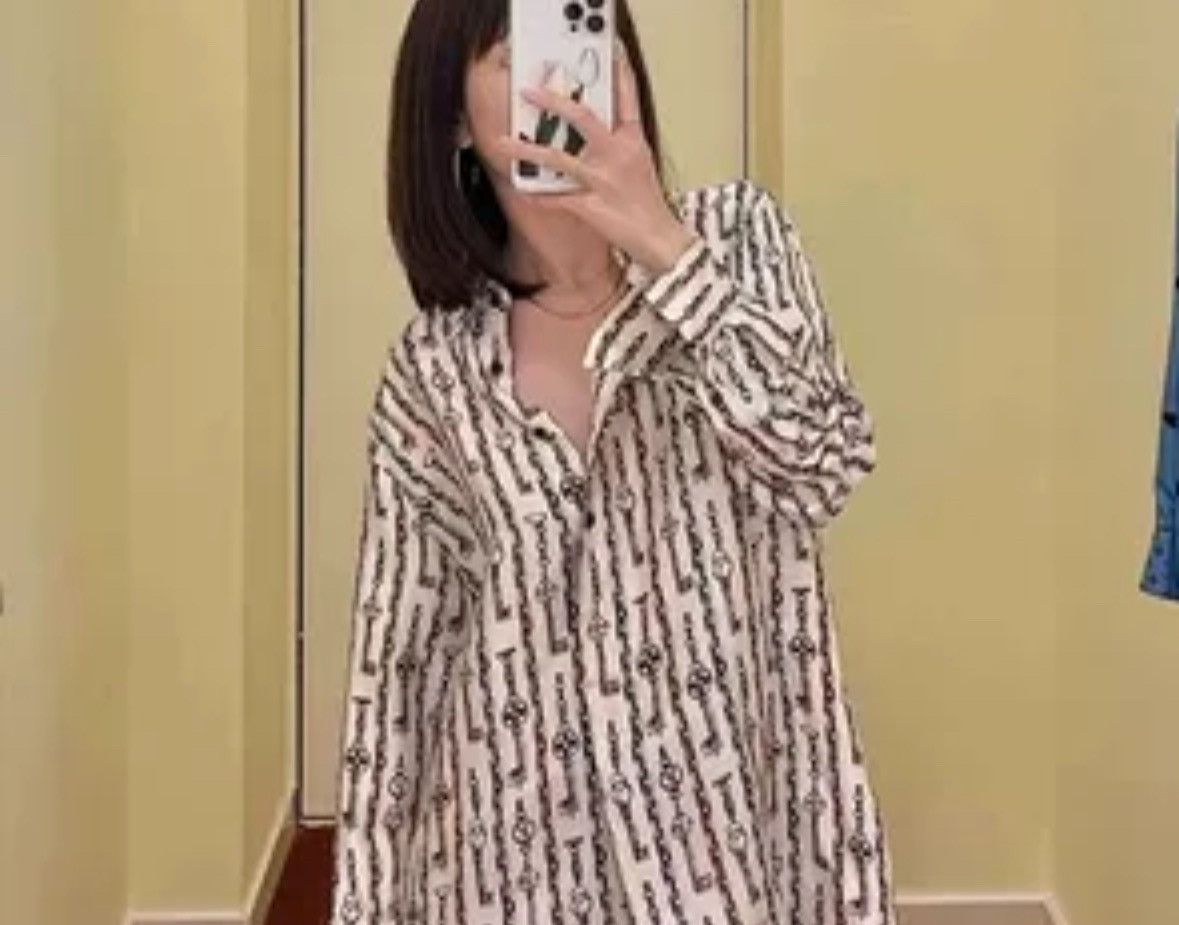 Louis Vuitton Louis Vuitton LV chain patterned silk long sleeved shirt Size US S / EU 44-46 / 1 - 9 Thumbnail