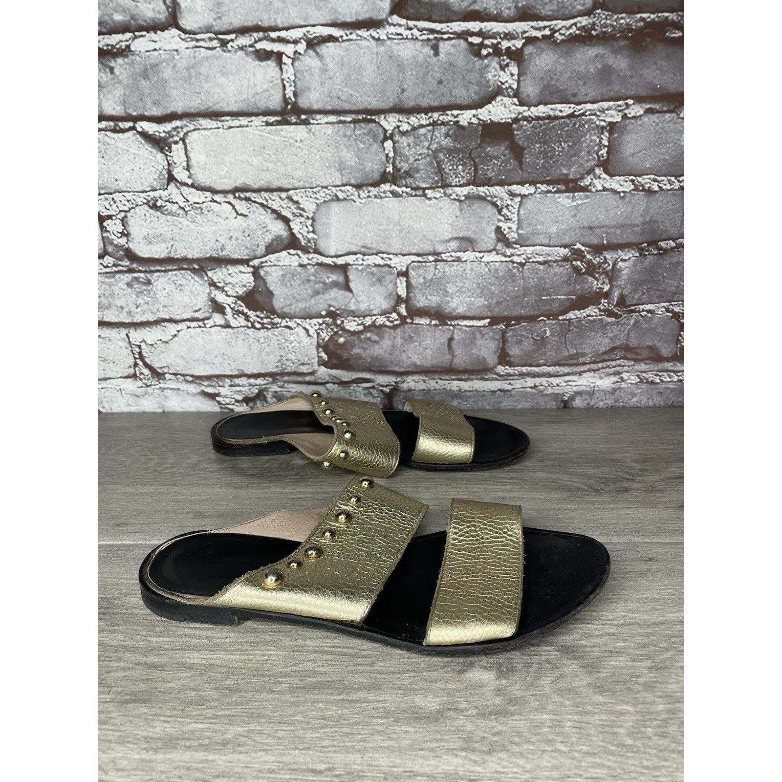 Lanvin Lanvin Gold Leather Straps Flats Slides Studded Sandals Wome Size US 8.5 / IT 38.5 - 11 Thumbnail