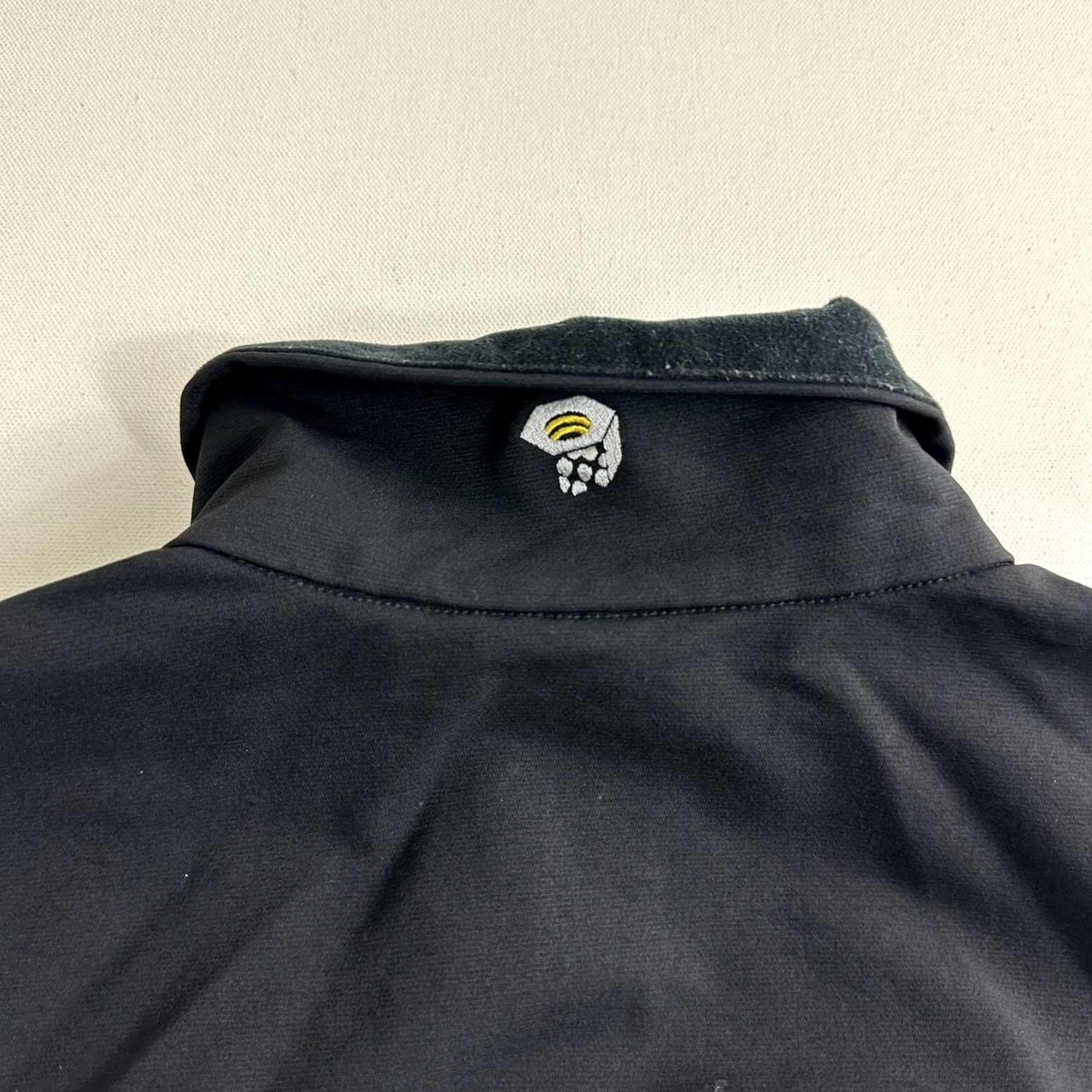 Mountain Hardwear MOUNTAIN HARDWARE Black Soft Shell Jacket Women Size Small Fleeced Lined Jacket Size S / US 4 / IT 40 - 6 Thumbnail