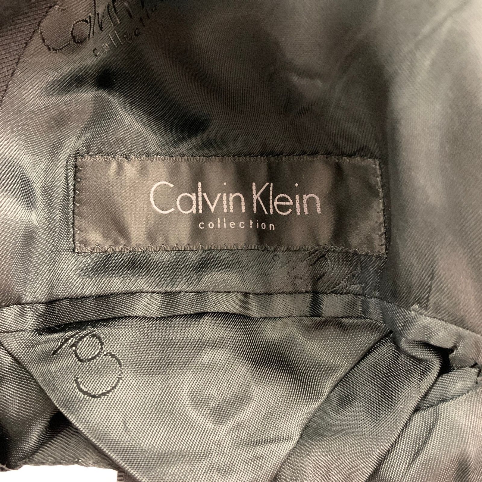 Calvin Klein Size 38 Black Wool / Silk Peak Lapel Sport Coat Size 36R - 7 Thumbnail