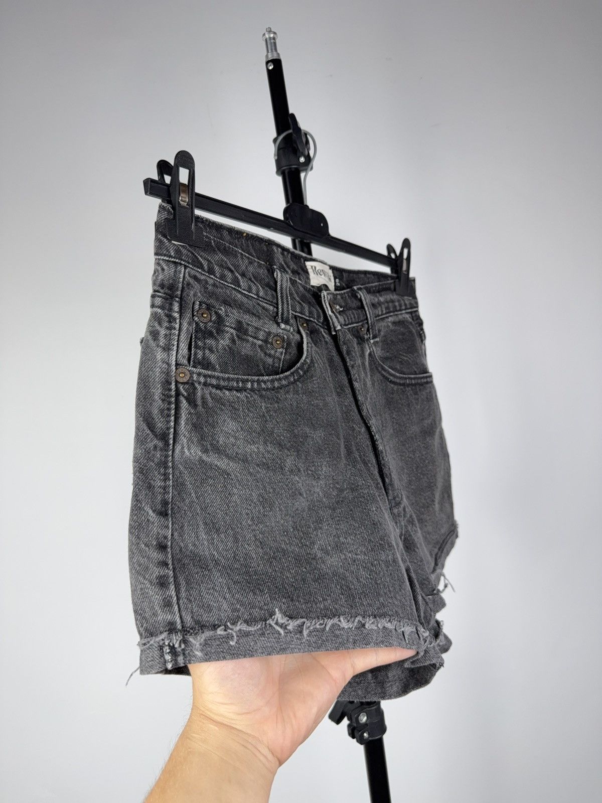 Levi's Vintage Clothing Vintage 90s USA Levi’s Retro Rework Women’s Denim Shorts Size 27" / US 4 / IT 40 - 2 Thumbnail