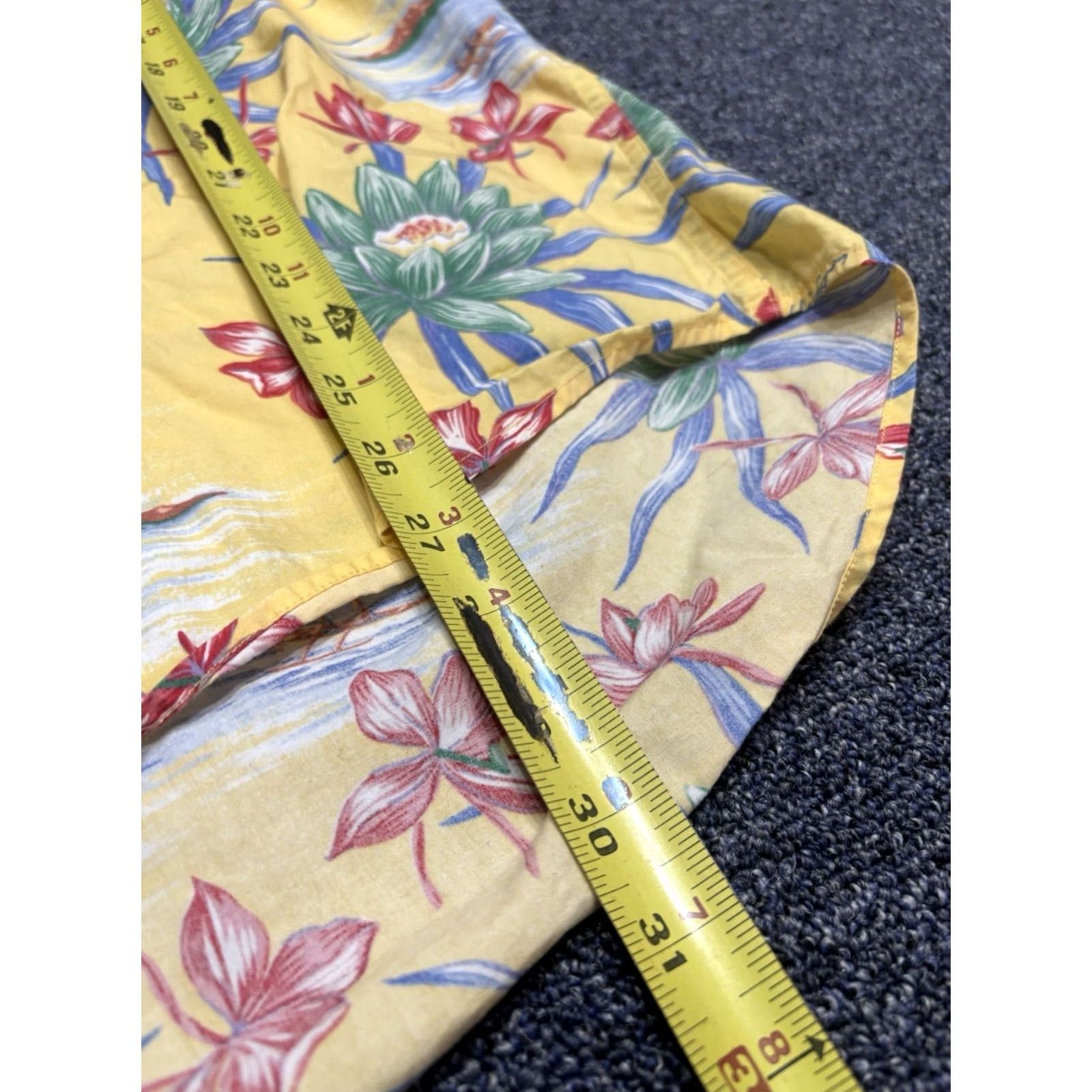 Tommy Hilfiger VINTAGE Tommy Hilfiger Short Sleeve Button-Up Shirt Hawaiian Floral L Yellow 100% Cotton Mens Regular Size L Size US L / EU 52-54 / 3 - 4 Thumbnail