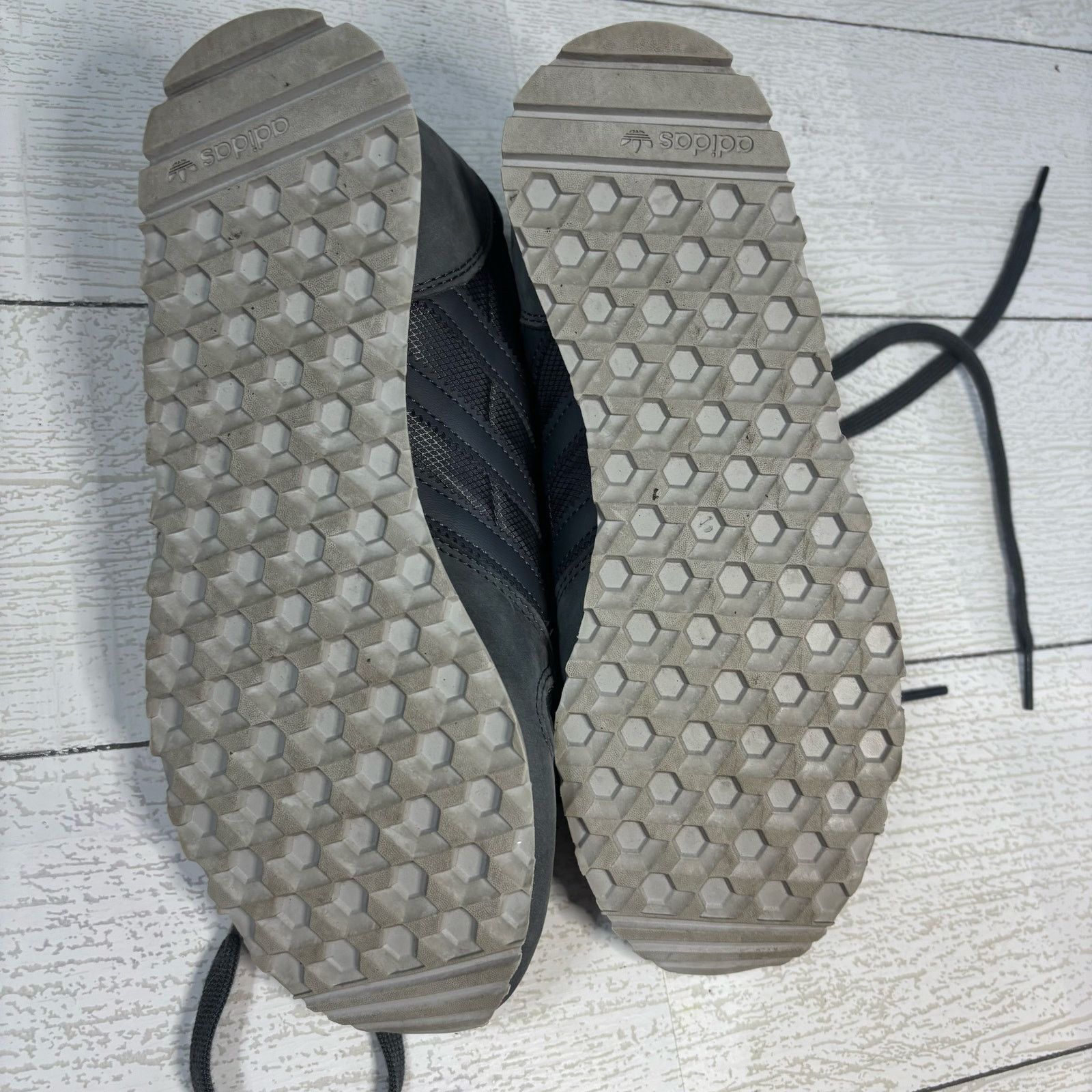 Adidas adidas Haven Gray Suede Sneakers Women’s 6 Size US 6 / IT 36 - 2 Thumbnail