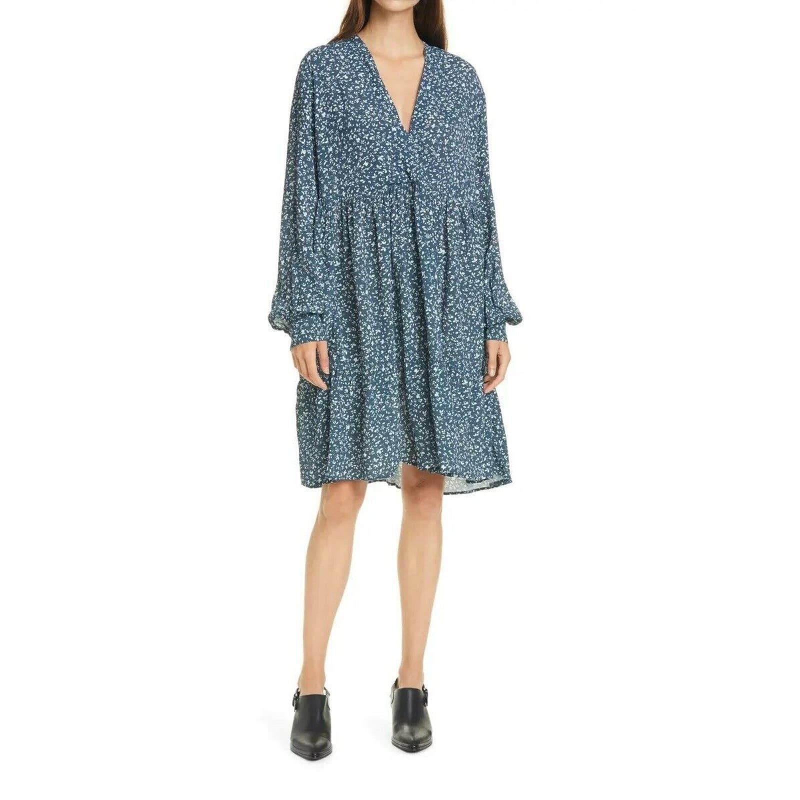 image of Unbrnd Samsoe Navy Floral Mori Calico Long Sleeve Dress Size Xs in Blue, Women's