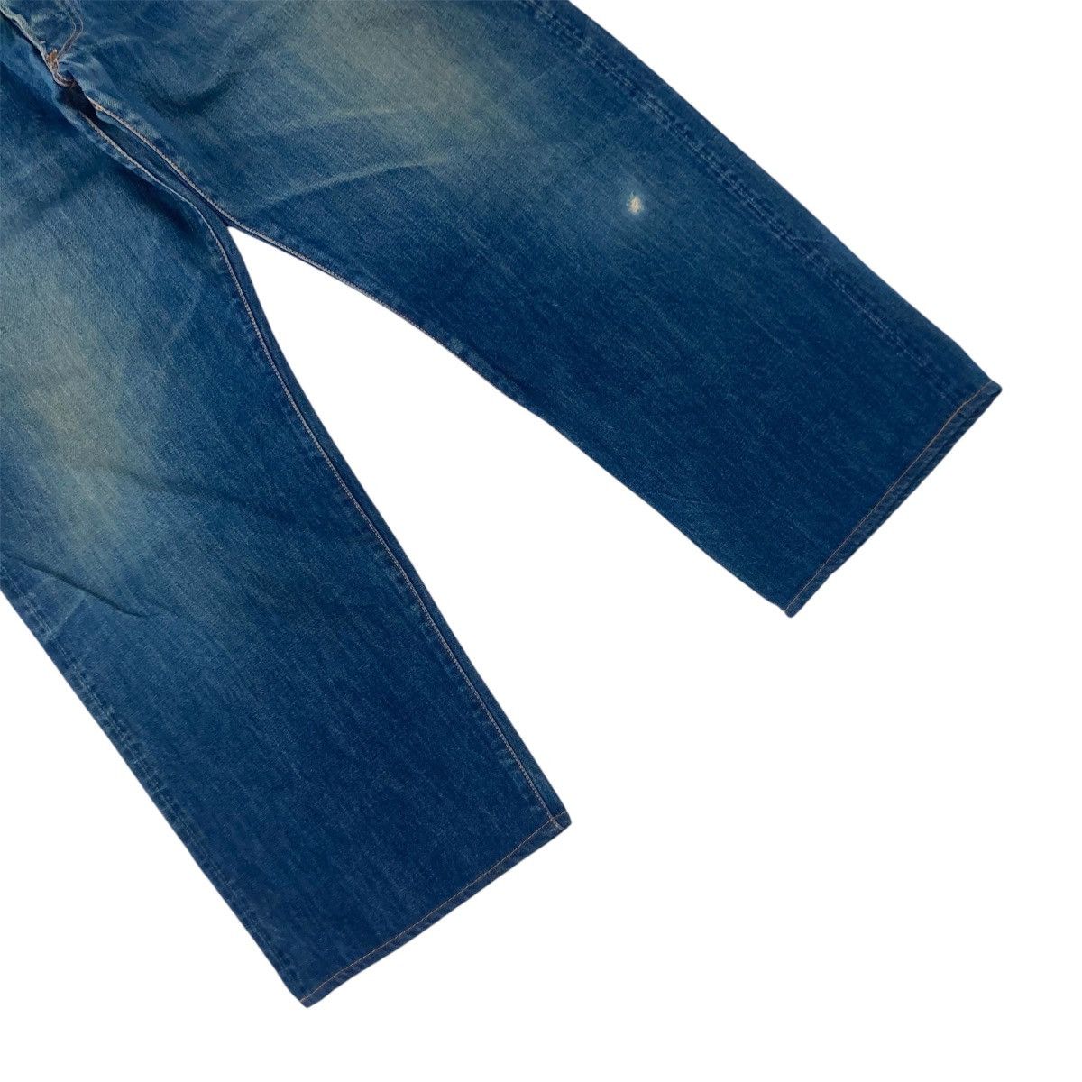 Evisu DISTRESSED EVISU SELVEDGE BUCKLE BACK JEANS Size US 37 - 7 Thumbnail