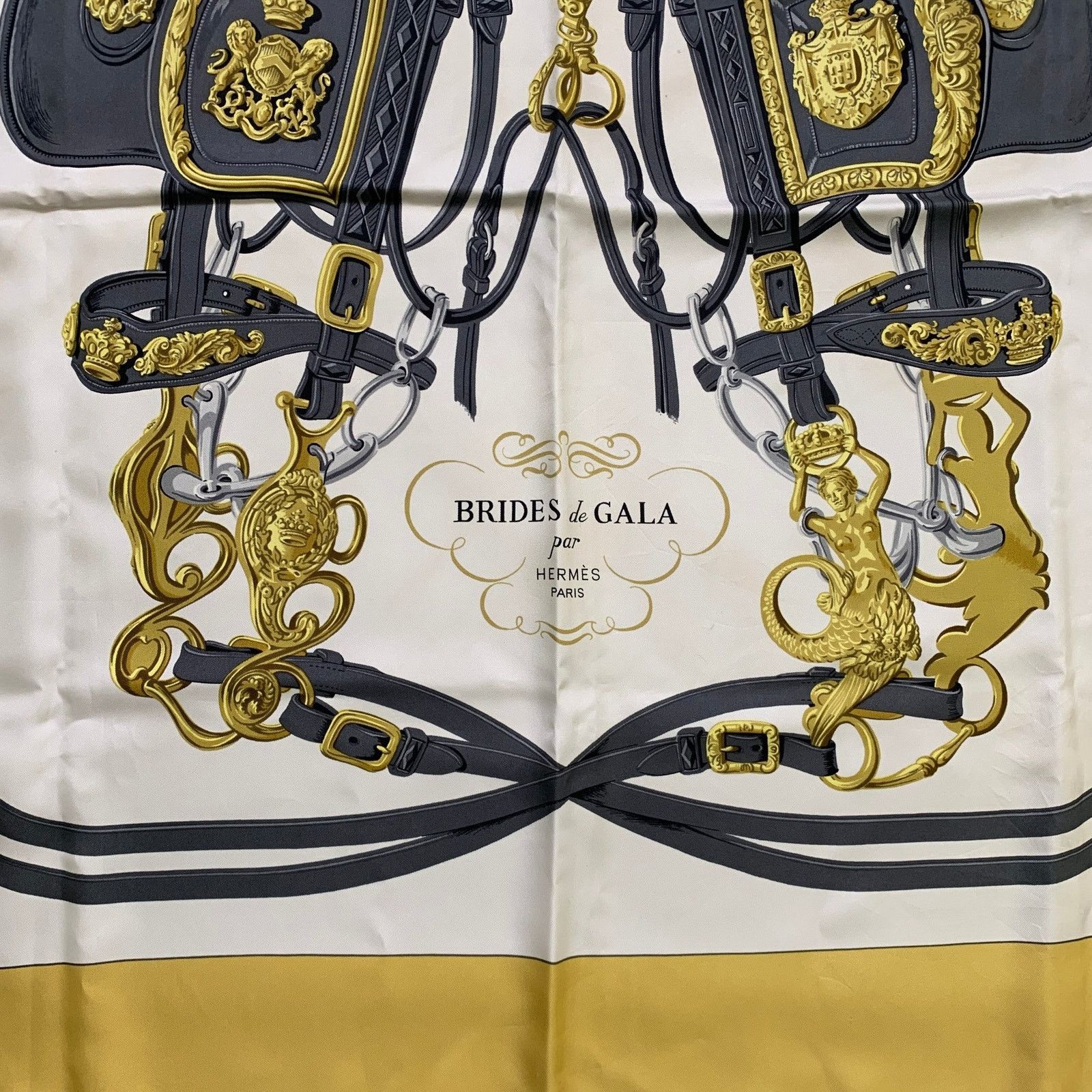 Hermes HERMES Off White Gold Print Silk Scarves Size ONE SIZE - 2 Thumbnail