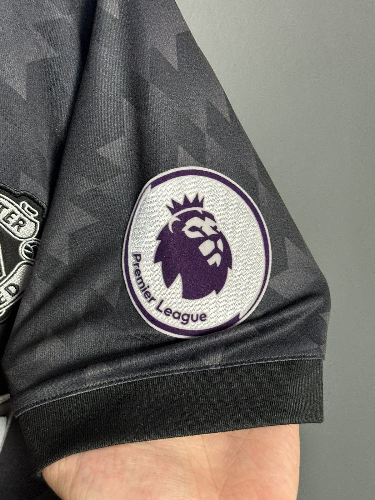 Adidas Manchester United 17/18 Away Lukaku Football Jersey Size US S / EU 44-46 / 1 - 6 Thumbnail